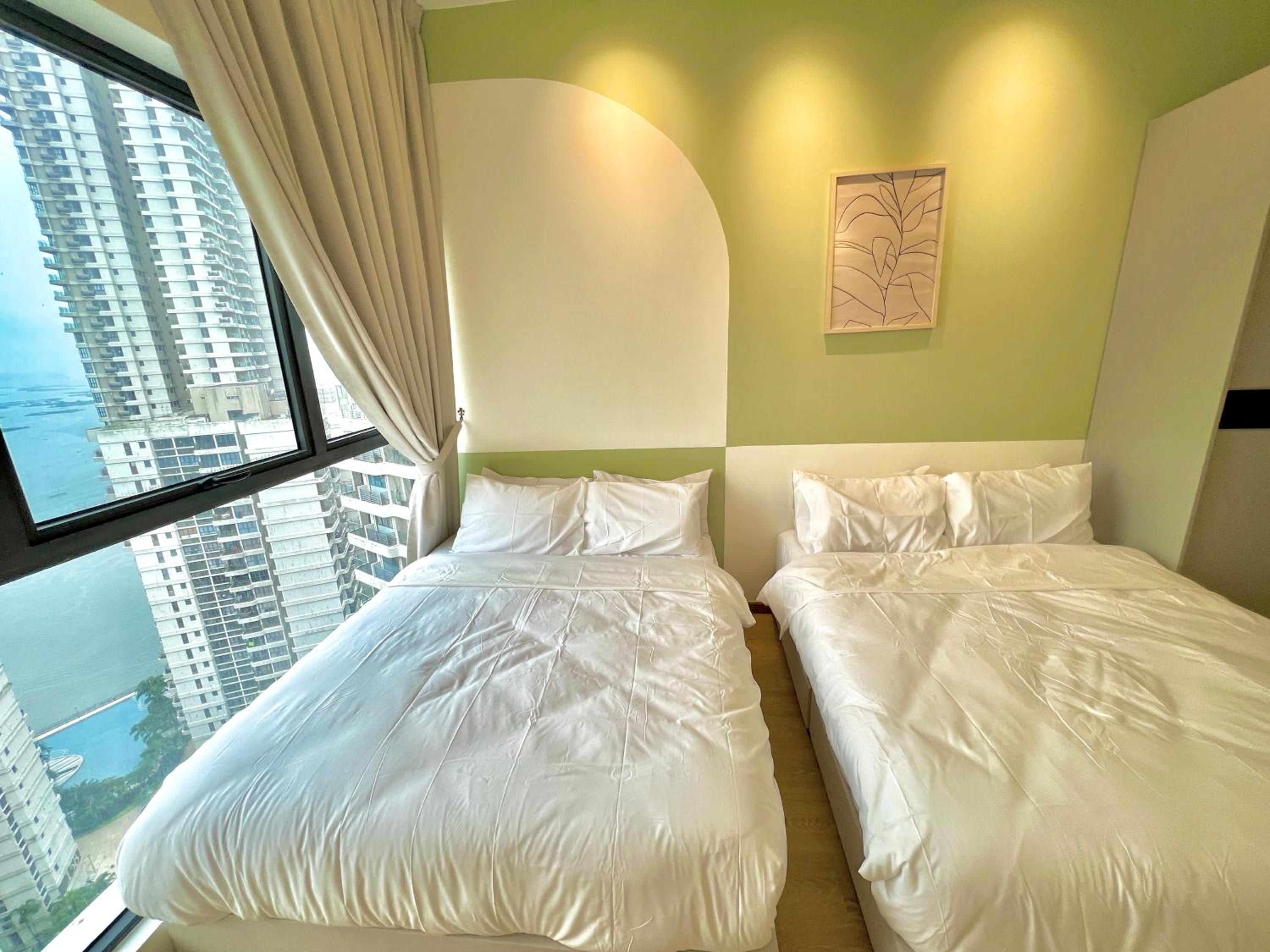Country Garden Danga Bay Bay Point by R9 HomeStay