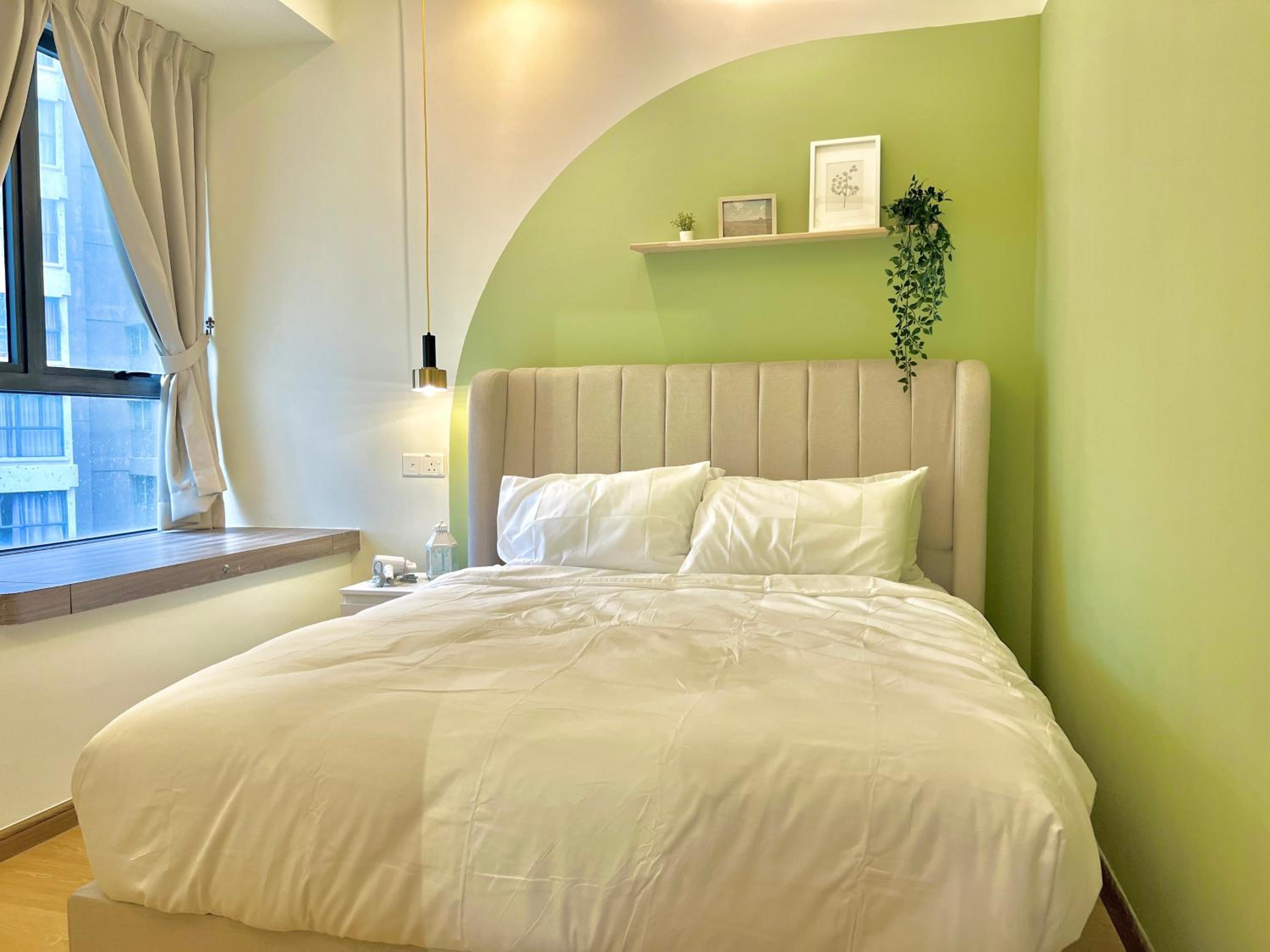 Country Garden Danga Bay Bay Point by R9 HomeStay