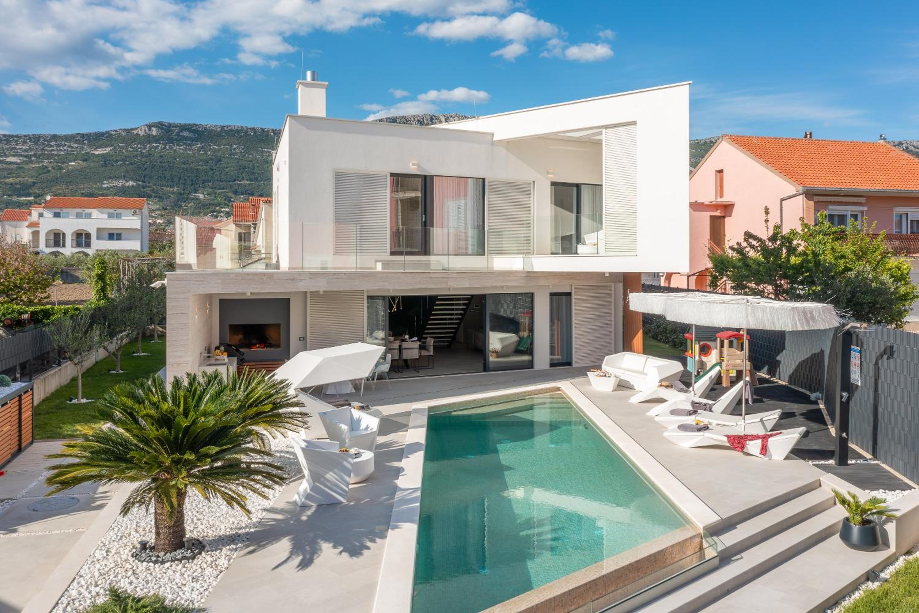 Photo 76