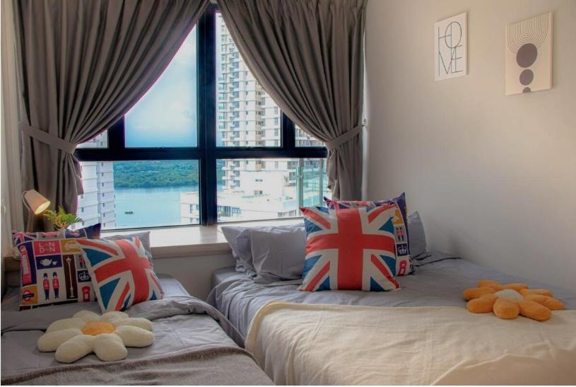 Country Garden Danga Bay Bay Point by R9 HomeStay