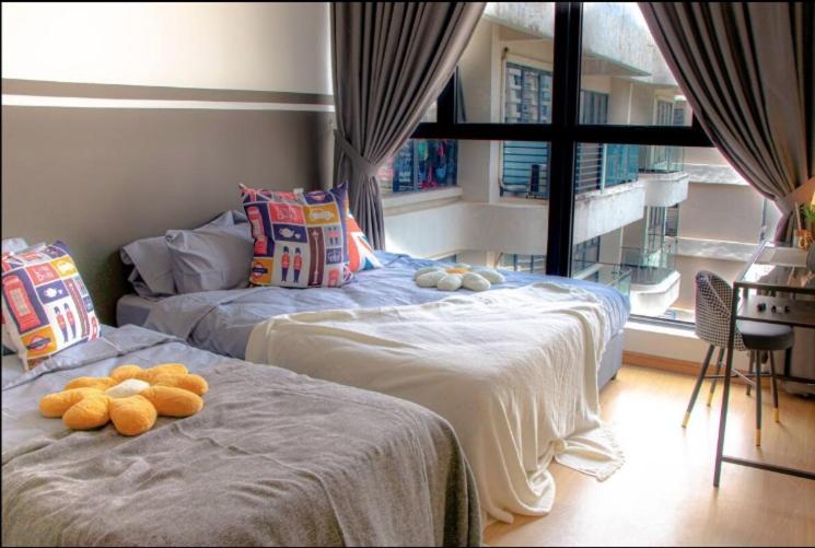 Country Garden Danga Bay Bay Point by R9 HomeStay