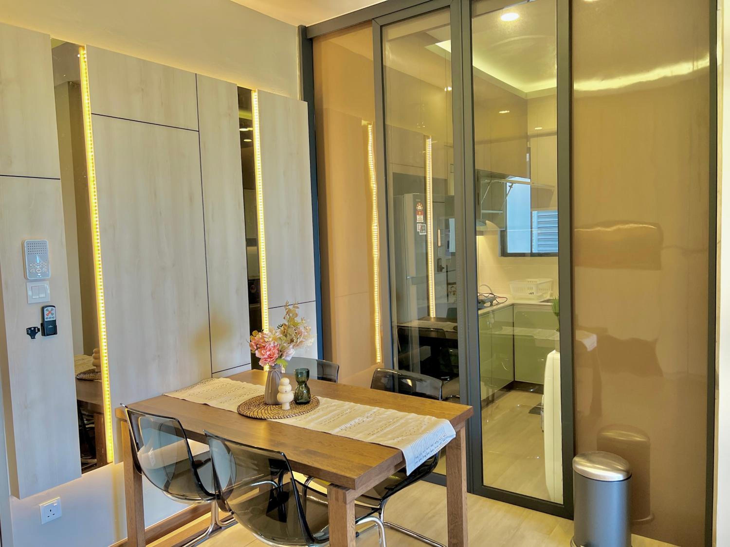 Country Garden Danga Bay Bay Point by R9 HomeStay