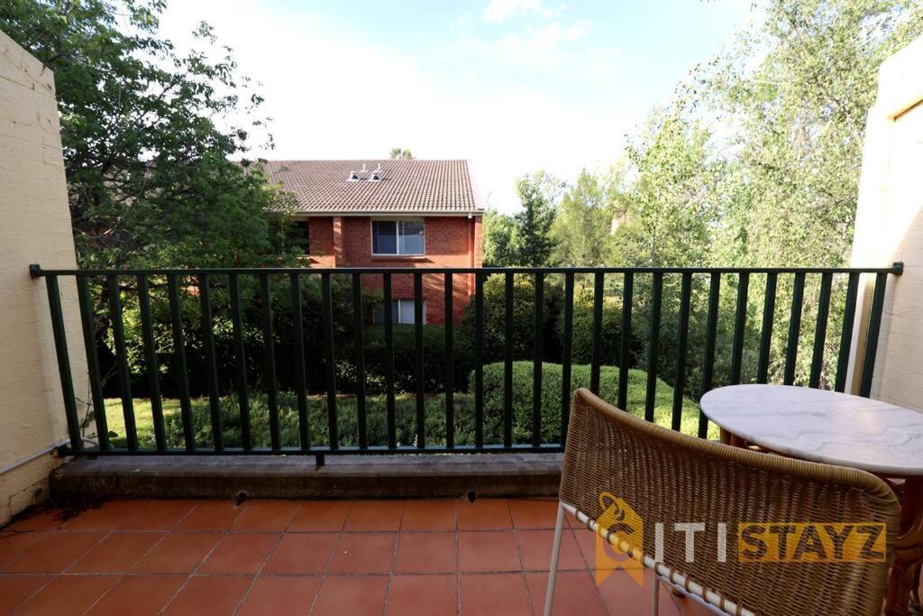 Hotel Heal In Phillip - 1bd 1bth Oasis - Image 1