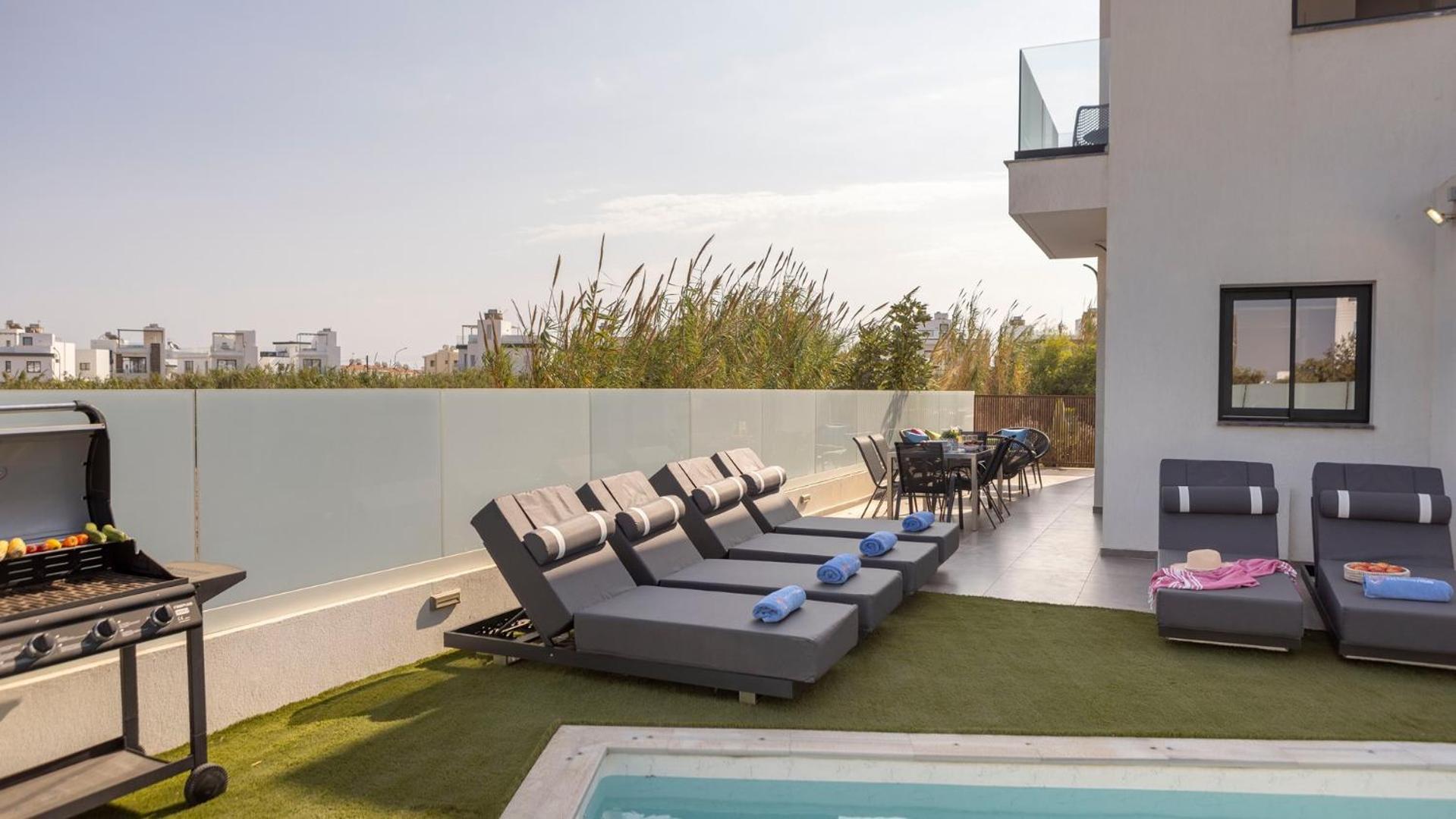 Villa Iva by the Sea