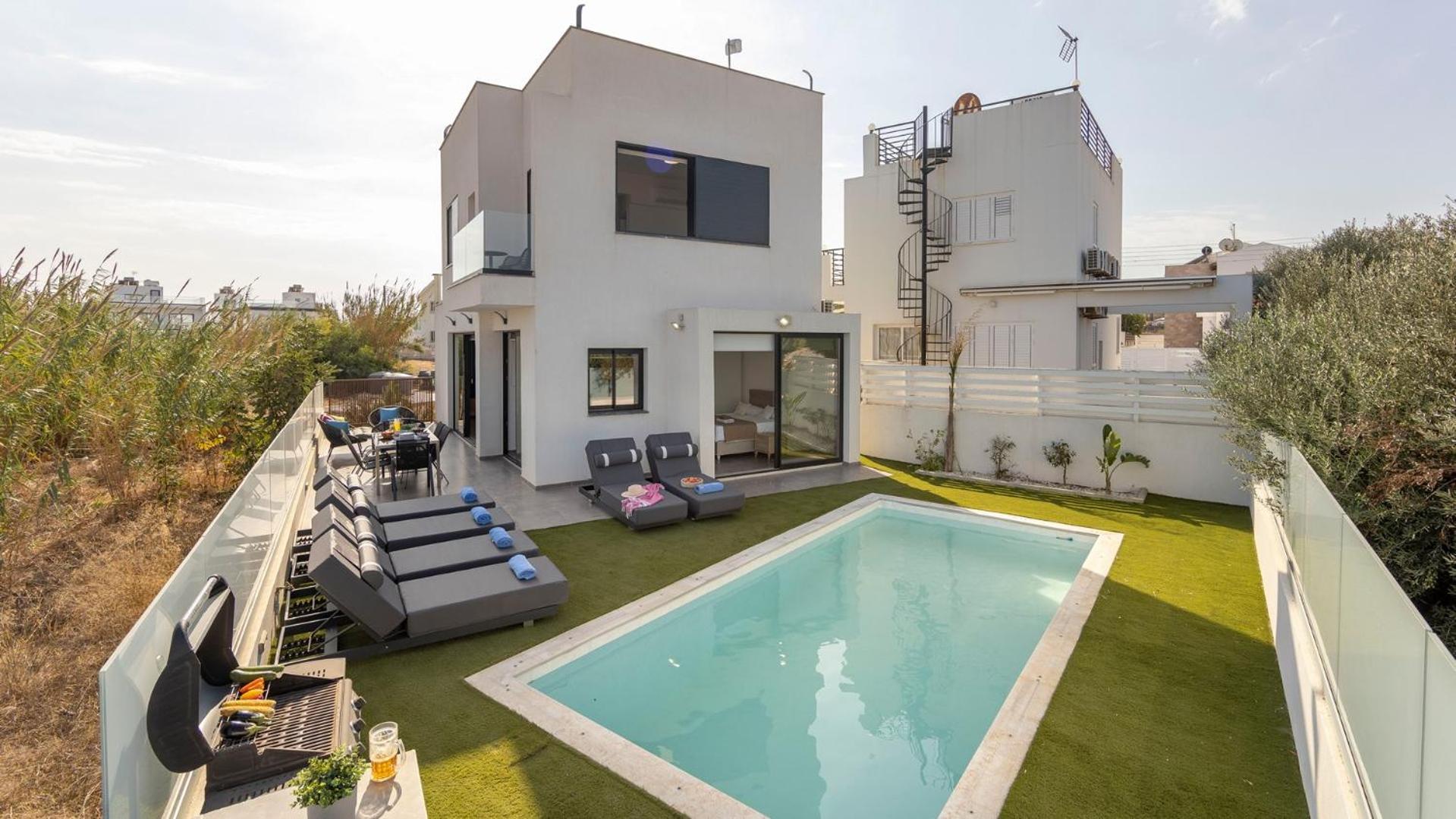 Villa Iva by the Sea