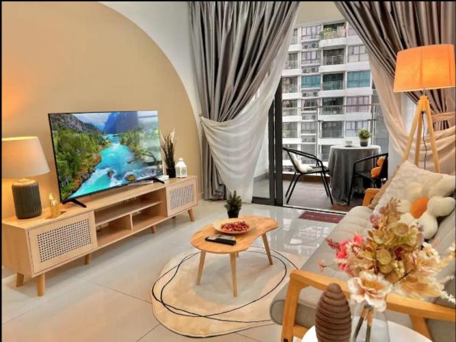 Country Garden Danga Bay Bay Laurel by R9 HomeStay