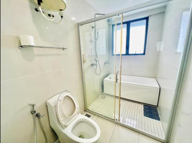 Country Garden Danga Bay Bay Laurel by R9 HomeStay