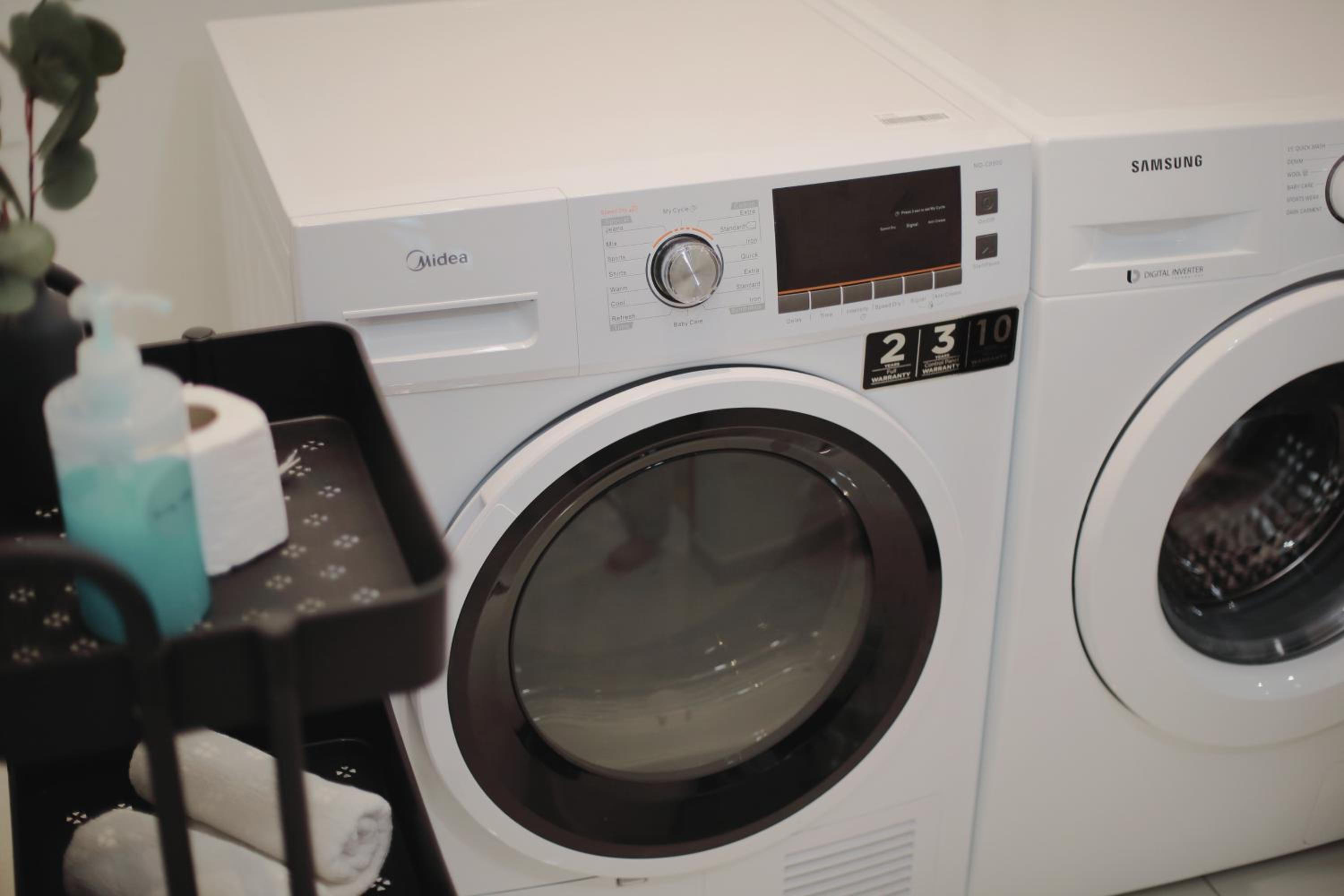 Danga Bay - 2BR Timber Lounge - Dryer