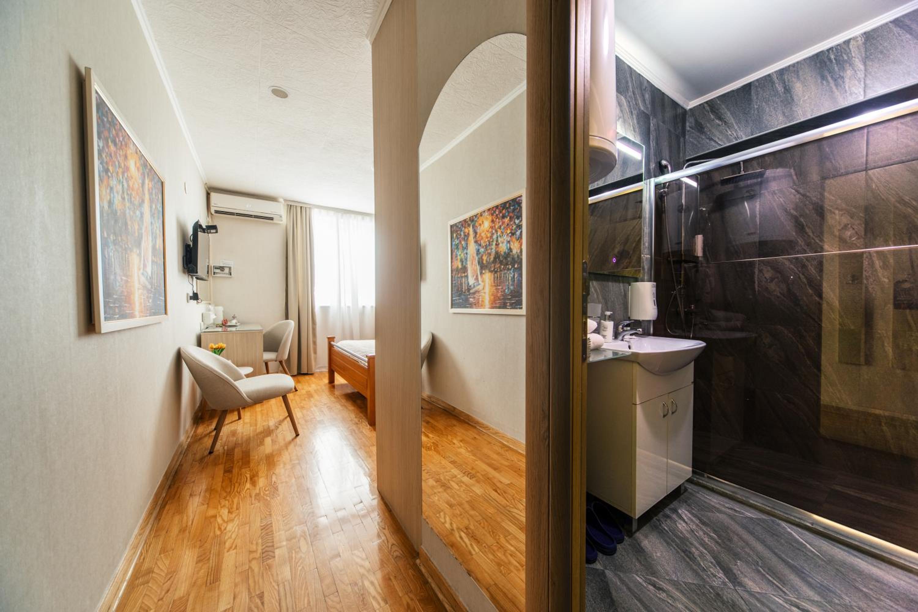 hotel room