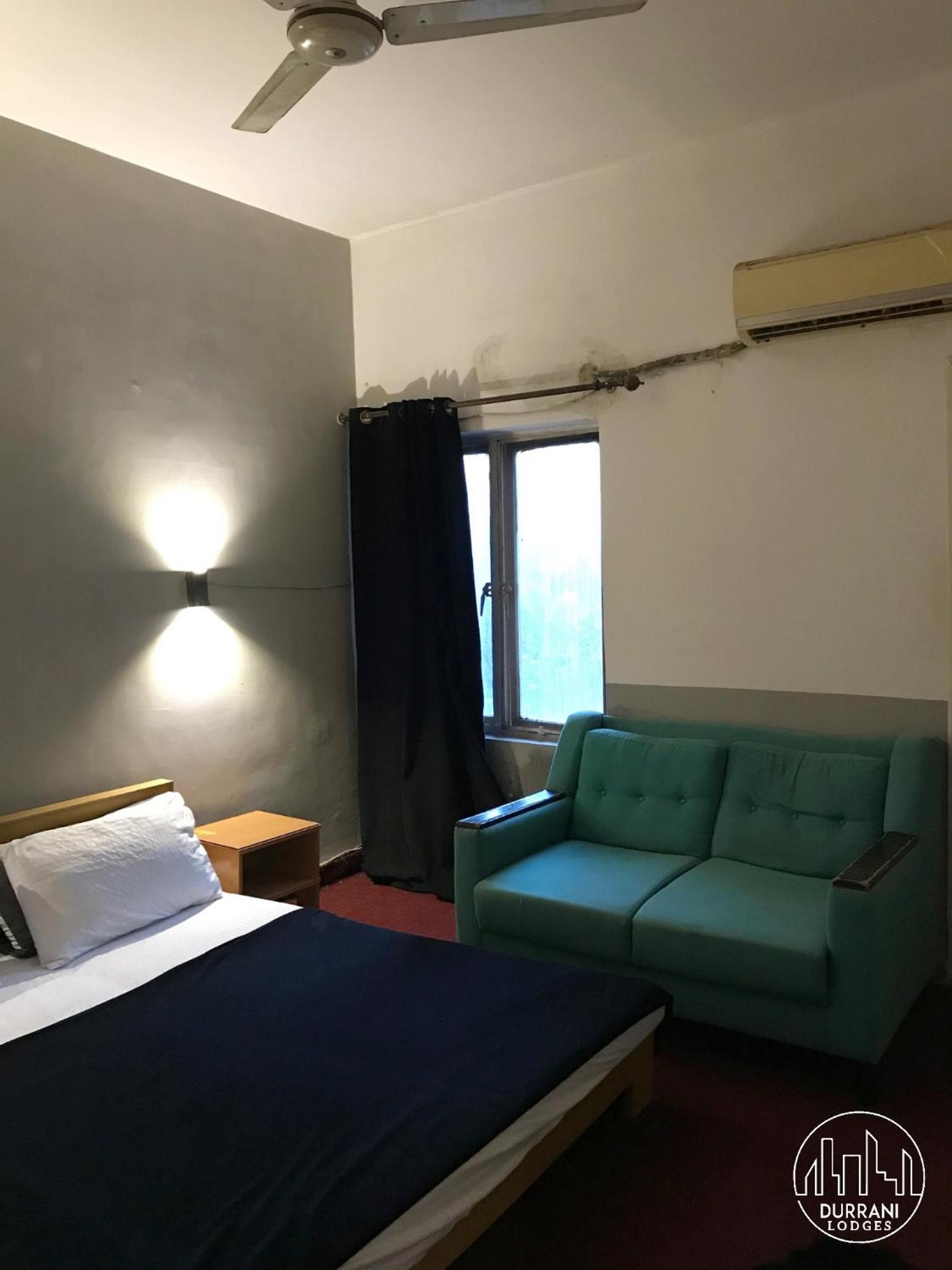 Durrani Lodges - G11 Islamabad view 3