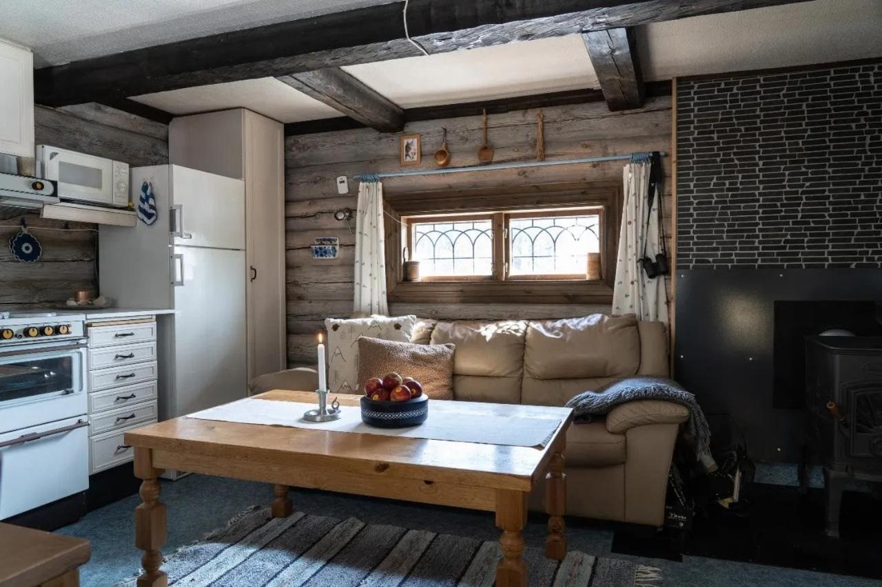 Wood stove | Cross-country & Snowmobile trails view 5