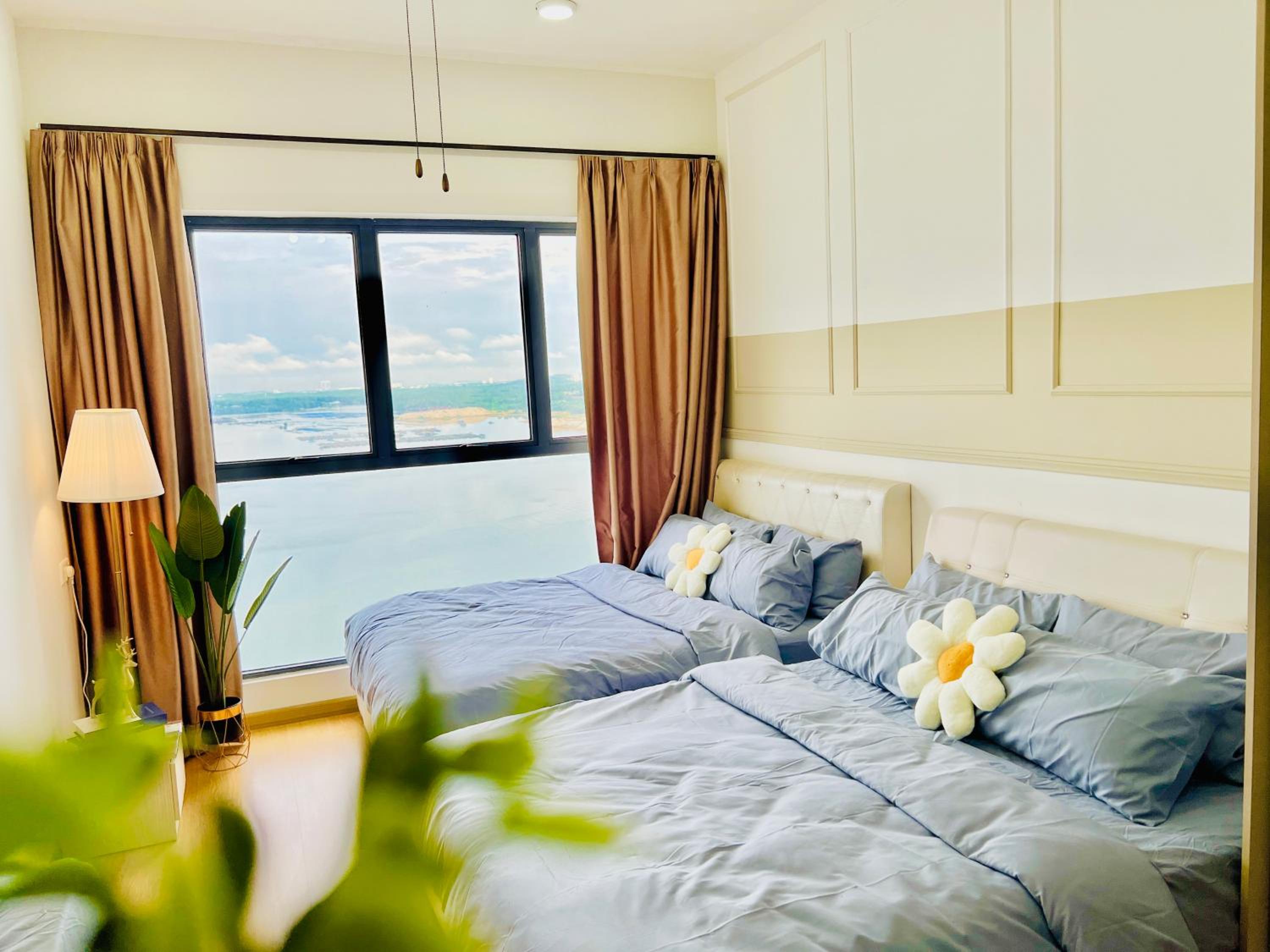 Country Garden Danga Bay Bay Laurel by R9 HomeStay