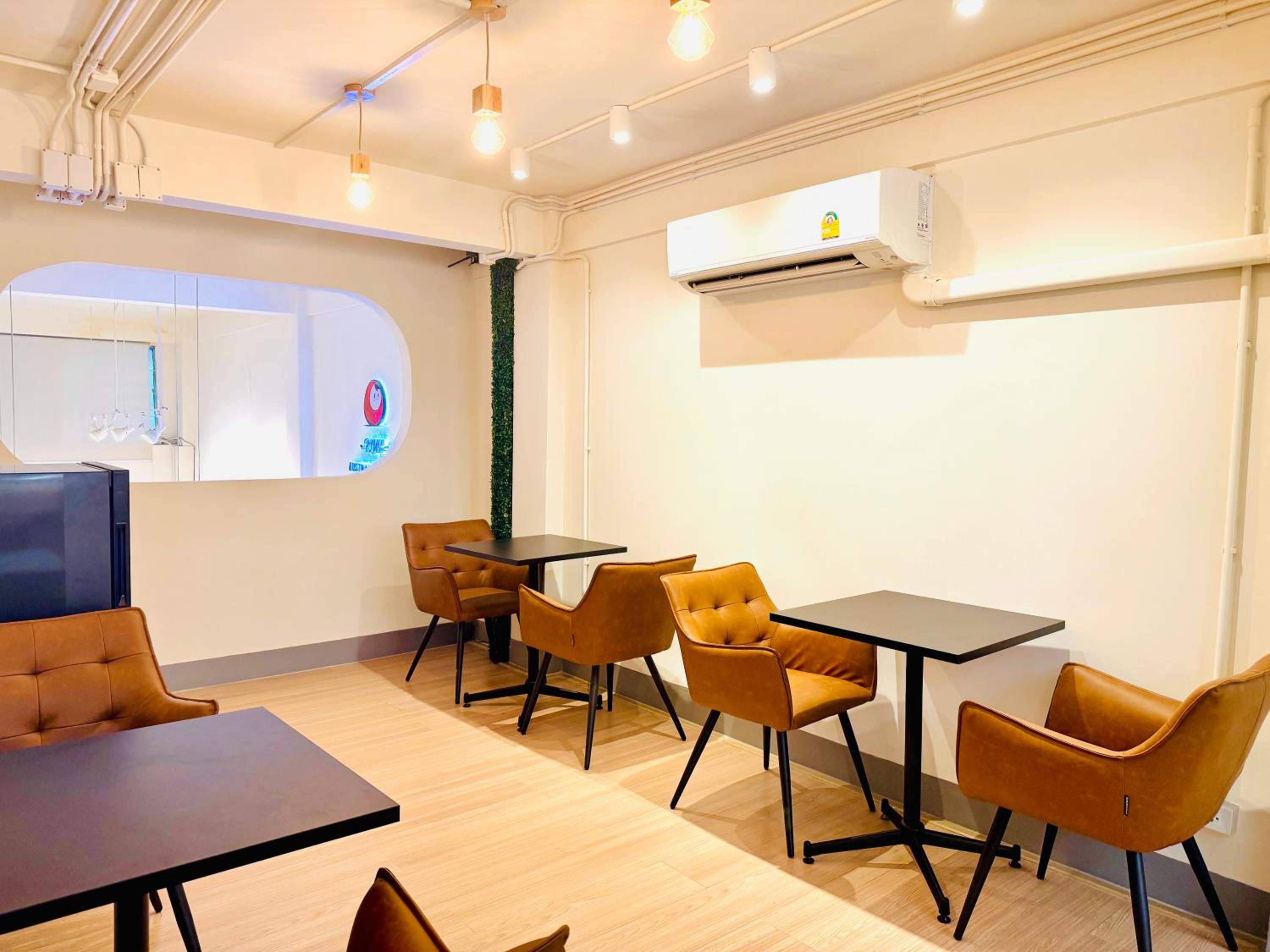 Charming Hostel