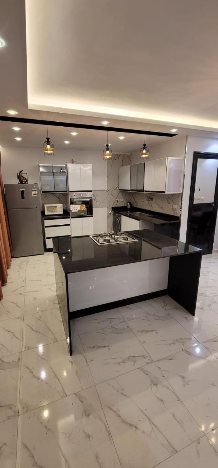 Spacious apartment with beautiful garden near AUC & point 90 mall in fifth settlement