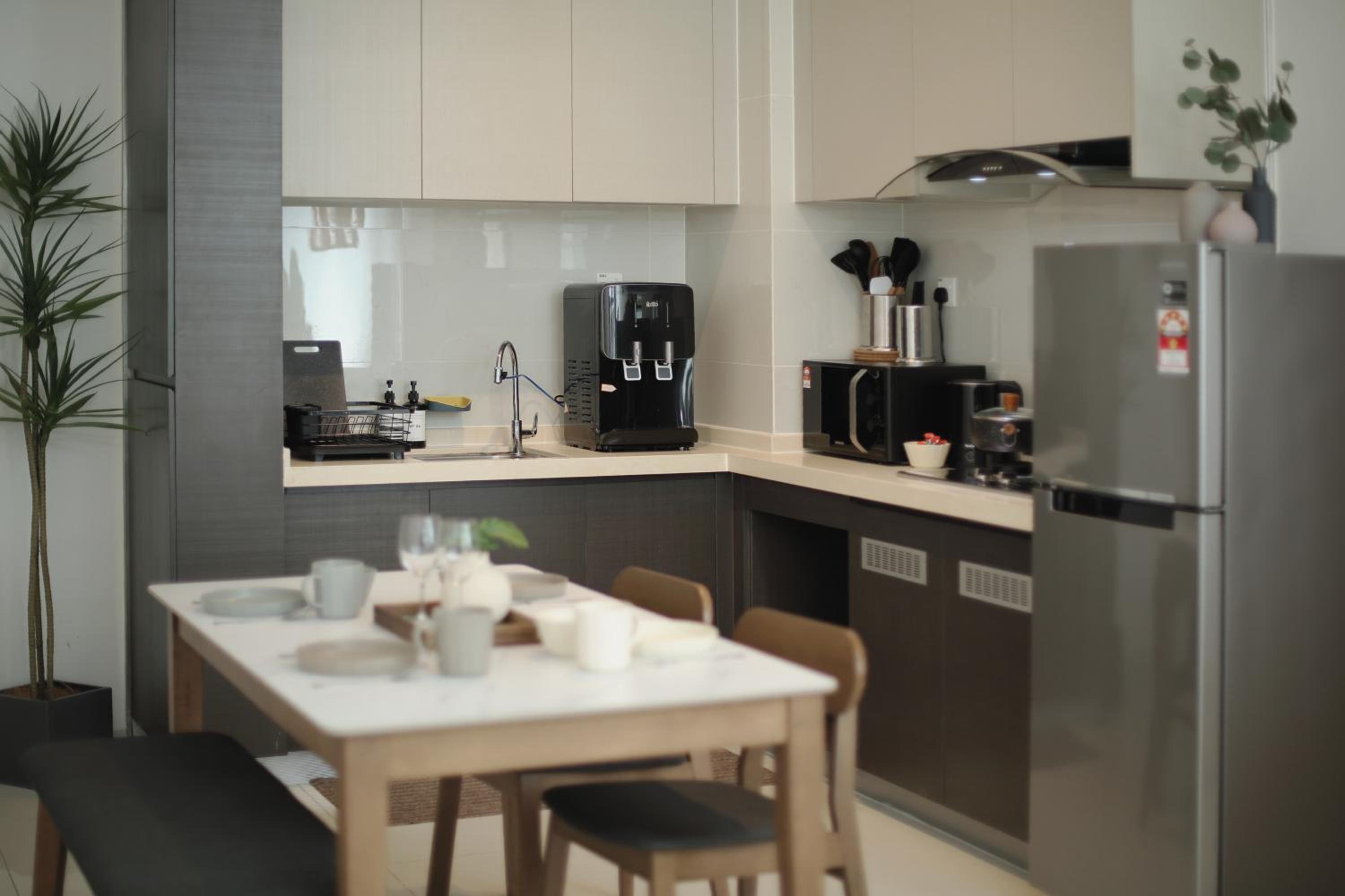 Danga Bay - 2BR Timber Lounge - Dryer