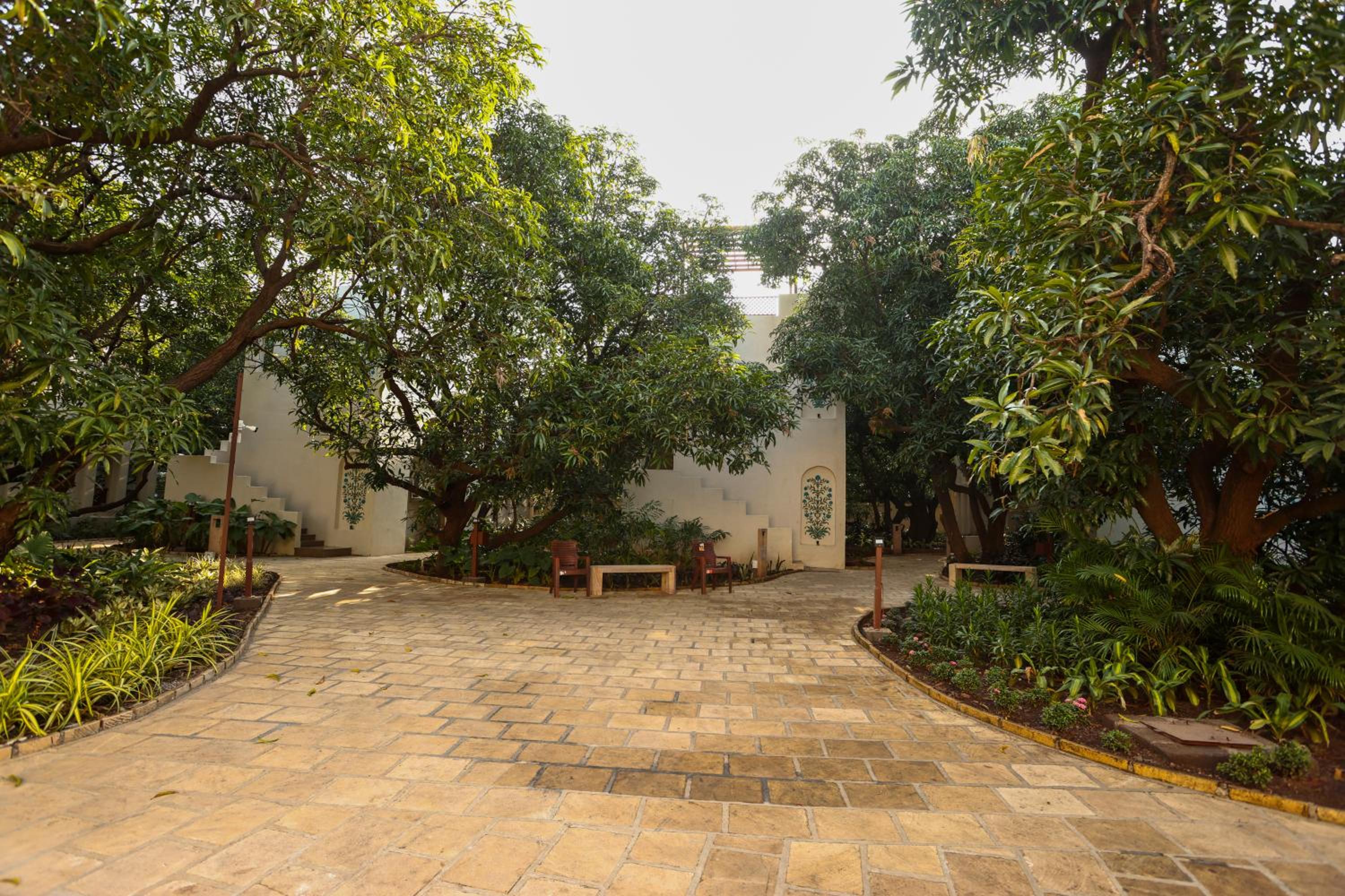 Le Casa Lion Resort A Premium Resort In Sasan Gir