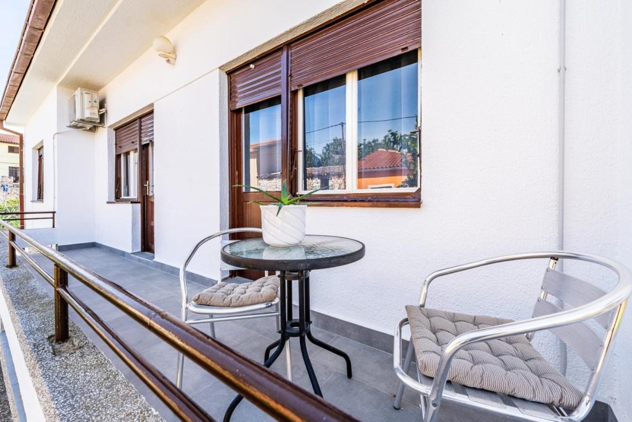 Holiday house Nada with the pool