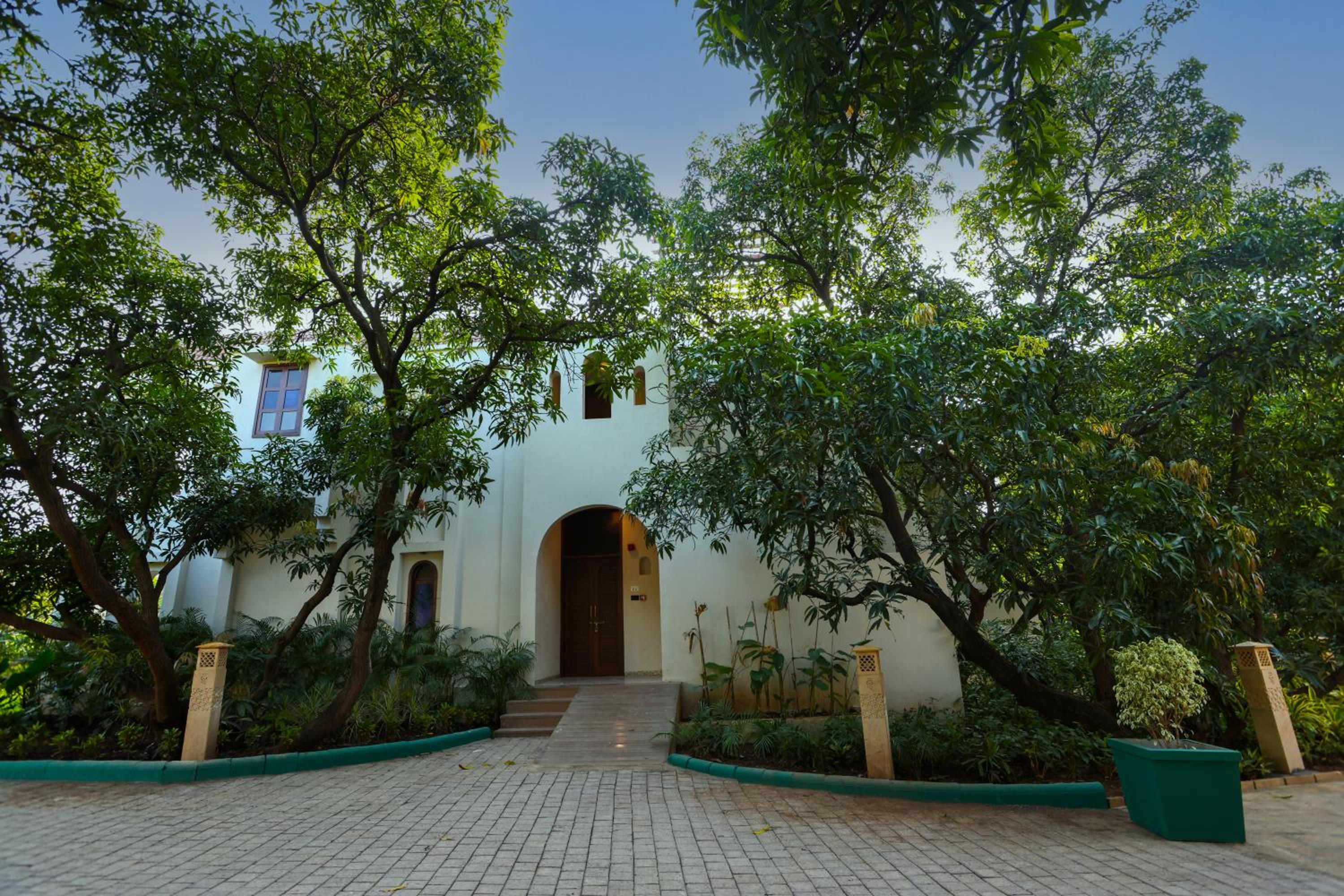 Le Casa Lion Resort A Premium Resort In Sasan Gir