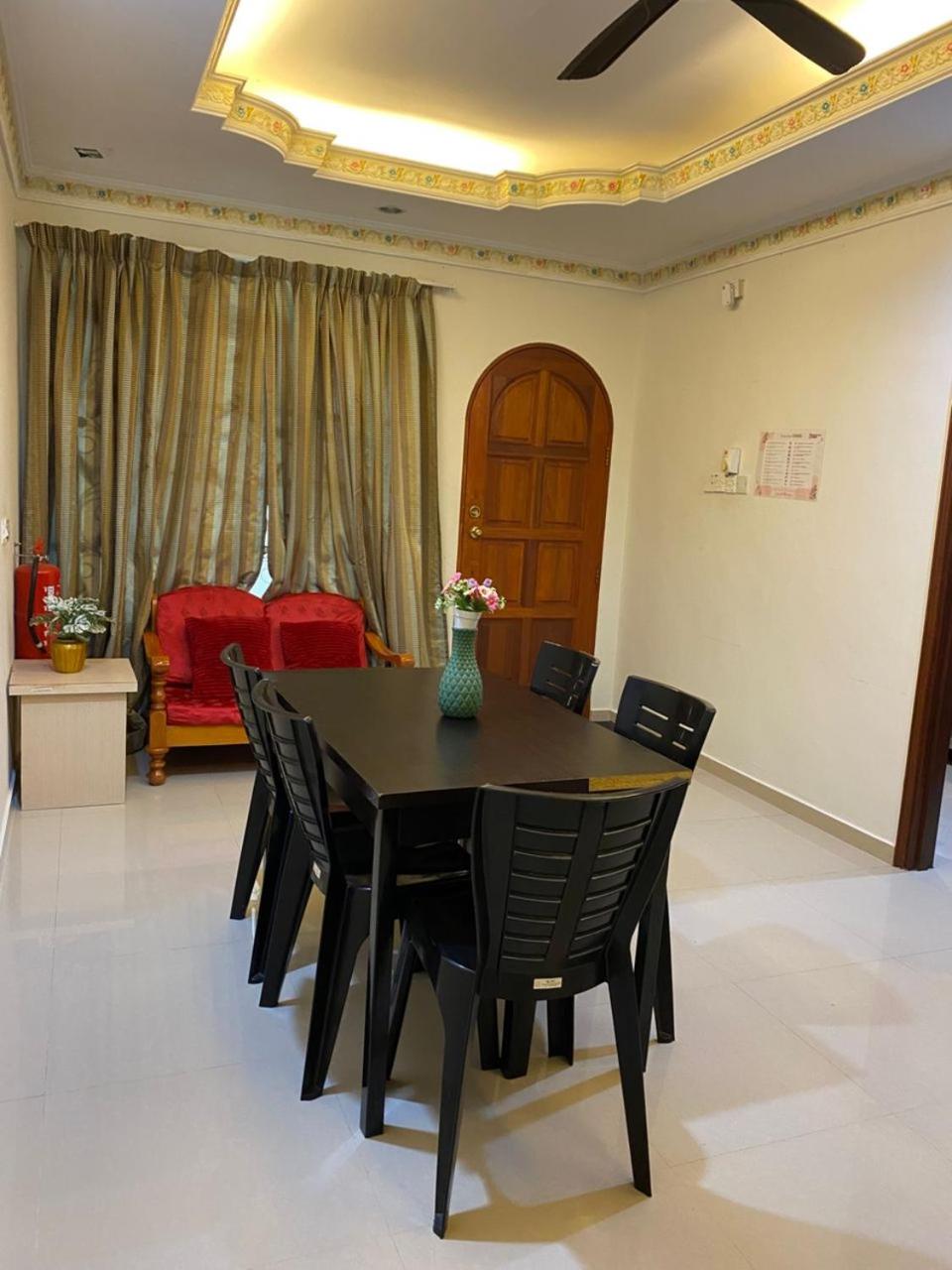 1 Jalan Jaya 7, walking distance to HUKM