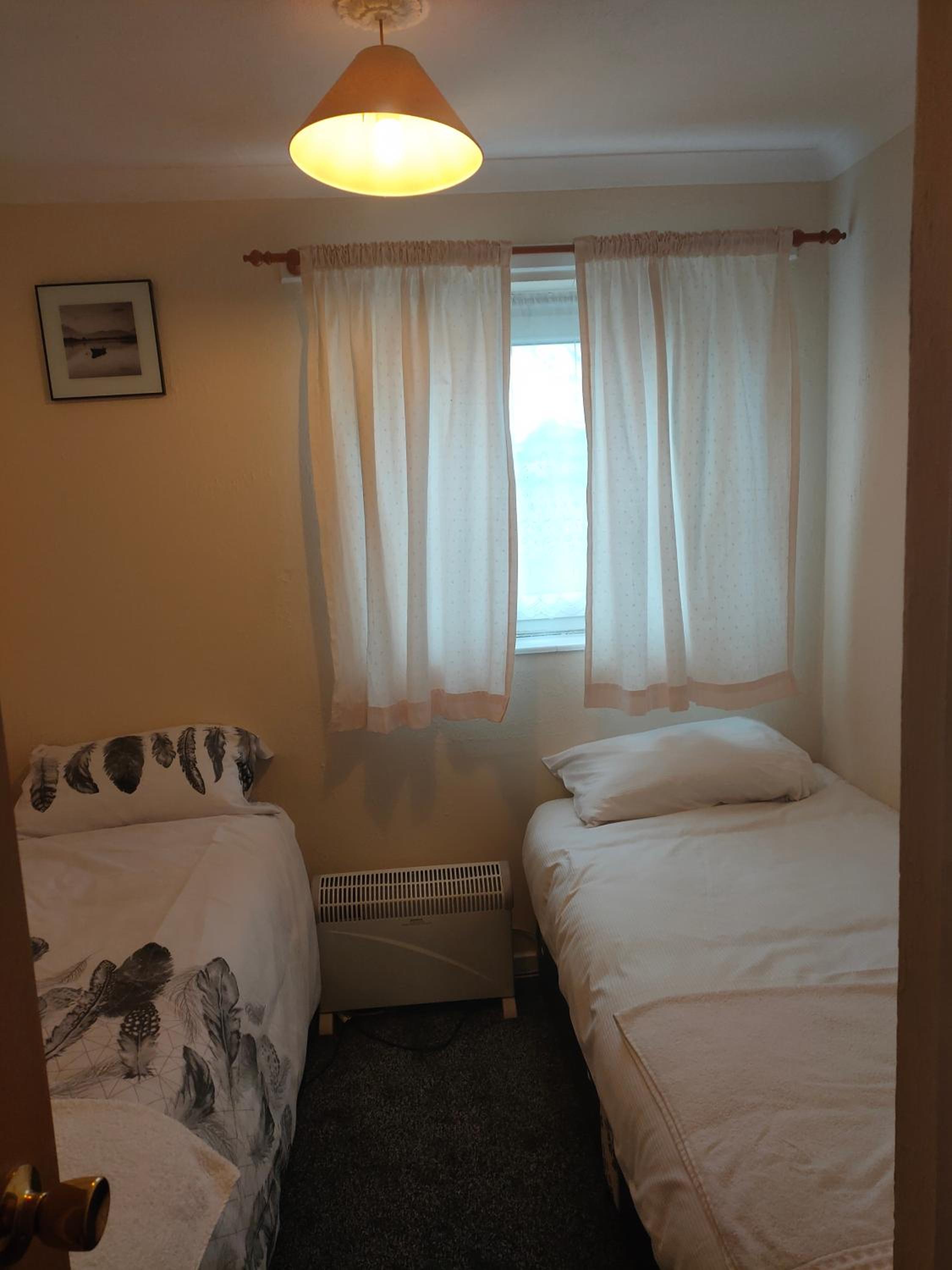 Comfortable holiday home in Basildon Essex view 5