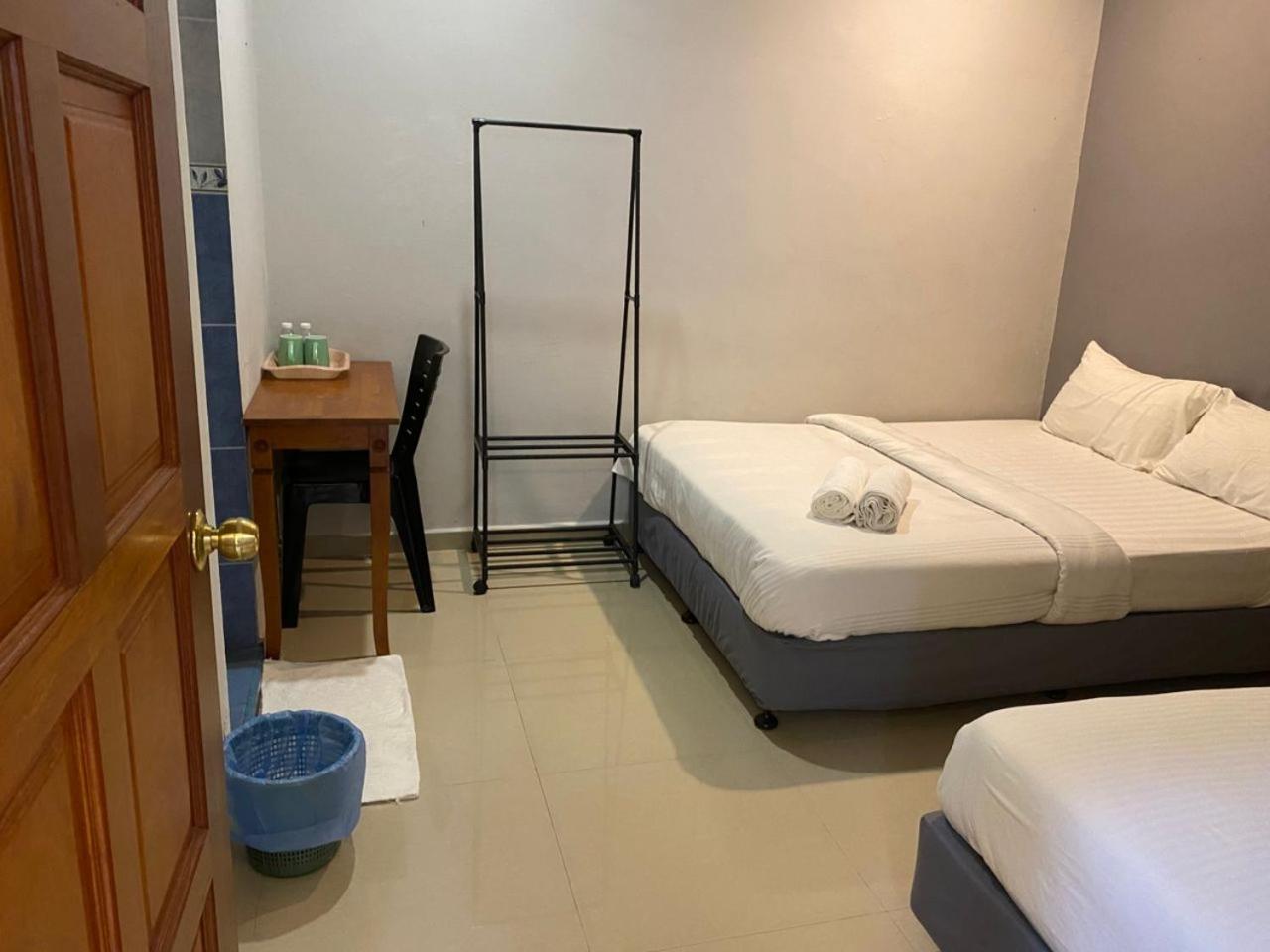1 Jalan Jaya 7, walking distance to HUKM