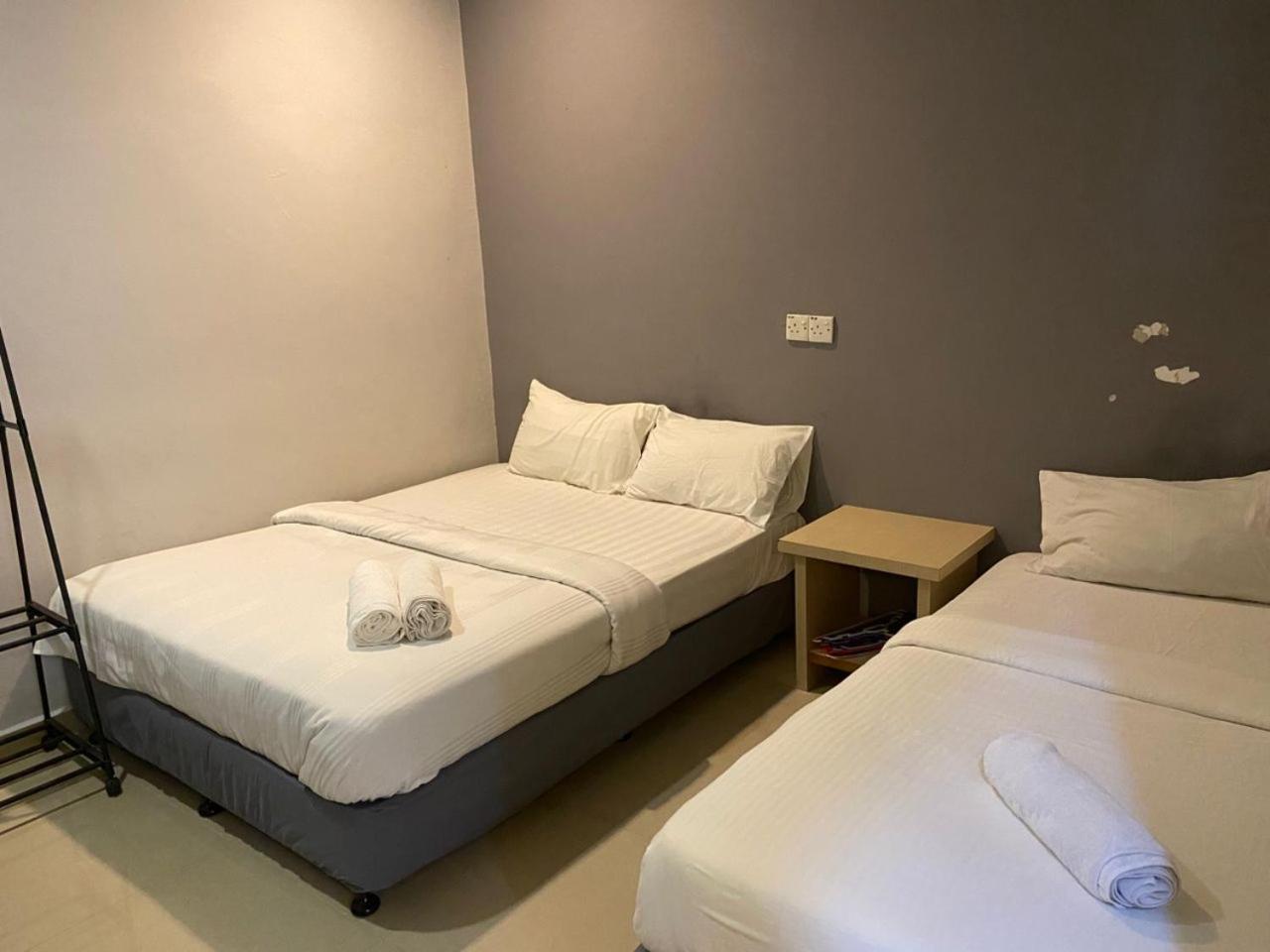 1 Jalan Jaya 7, walking distance to HUKM