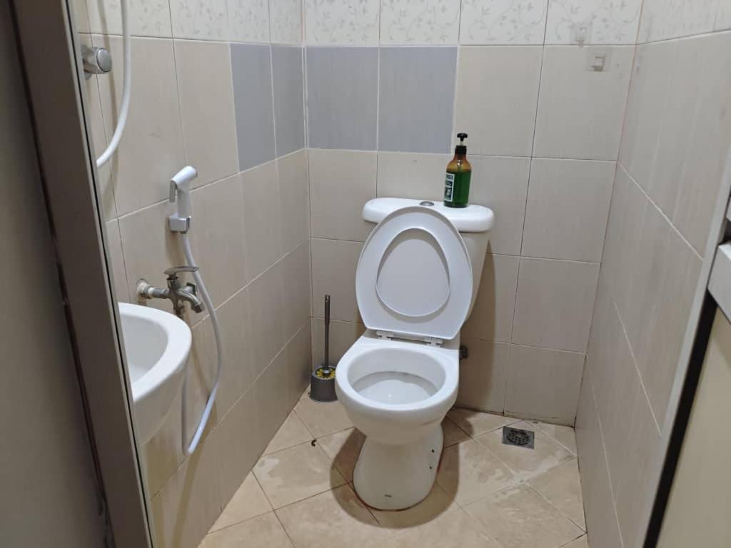 1 Jalan Jaya 7, walking distance to HUKM