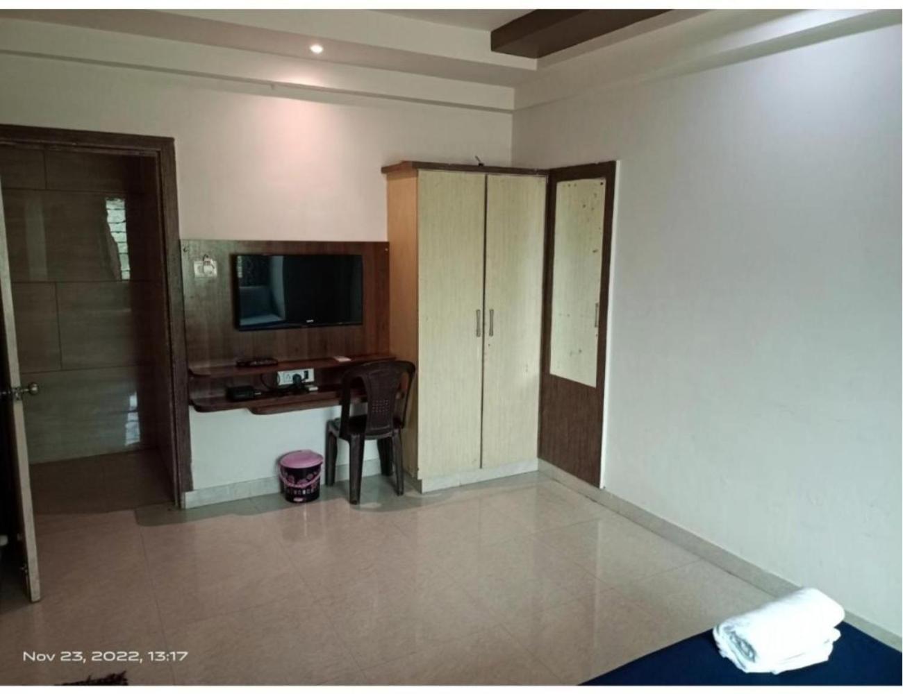 Hotel Shiv Sadan, Near Somnath Temple, Somnath view 2
