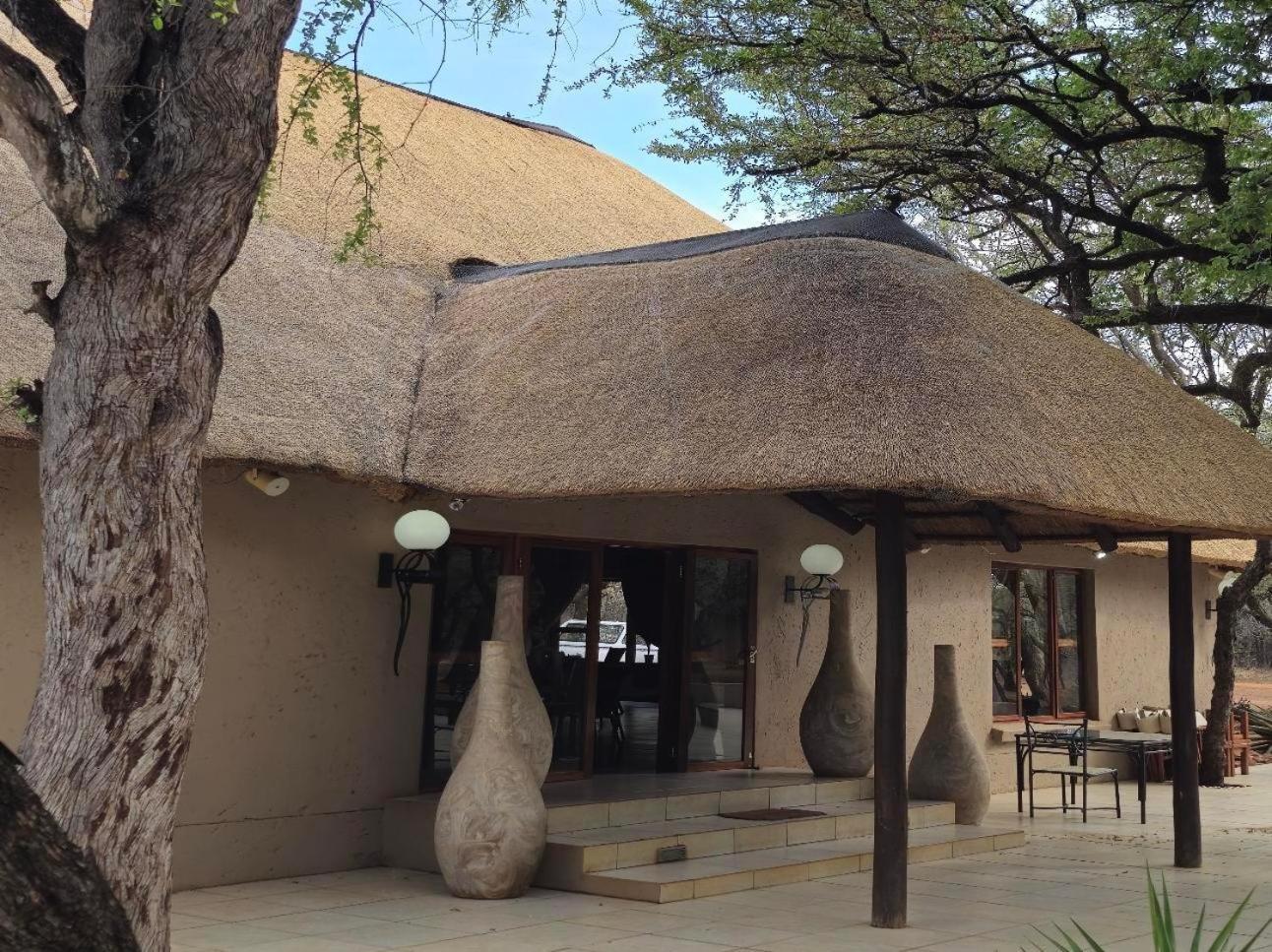 PHAKELA PRIVATE LODGE