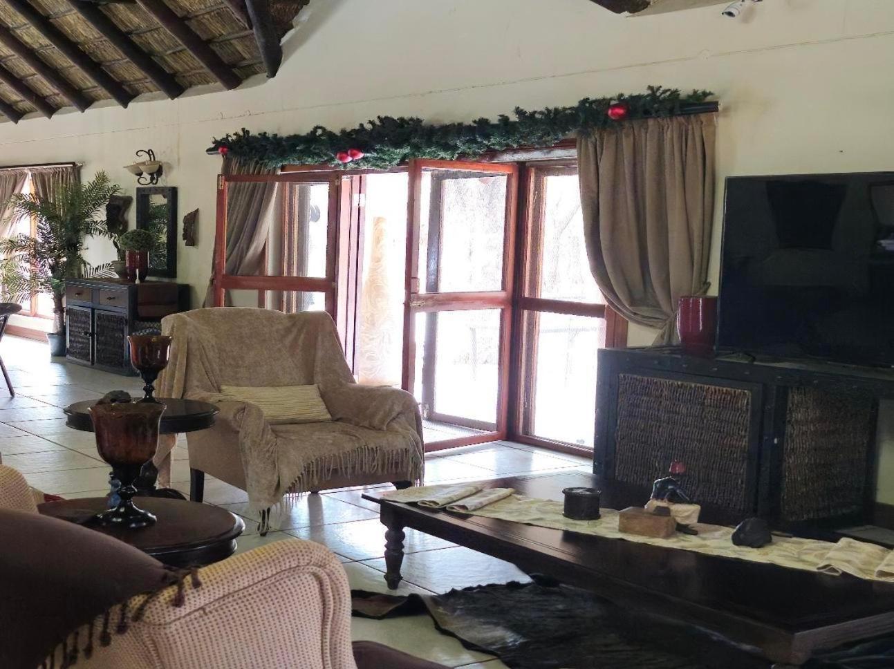 PHAKELA PRIVATE LODGE