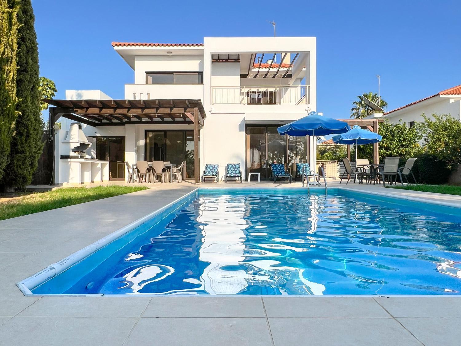 Villa Aris