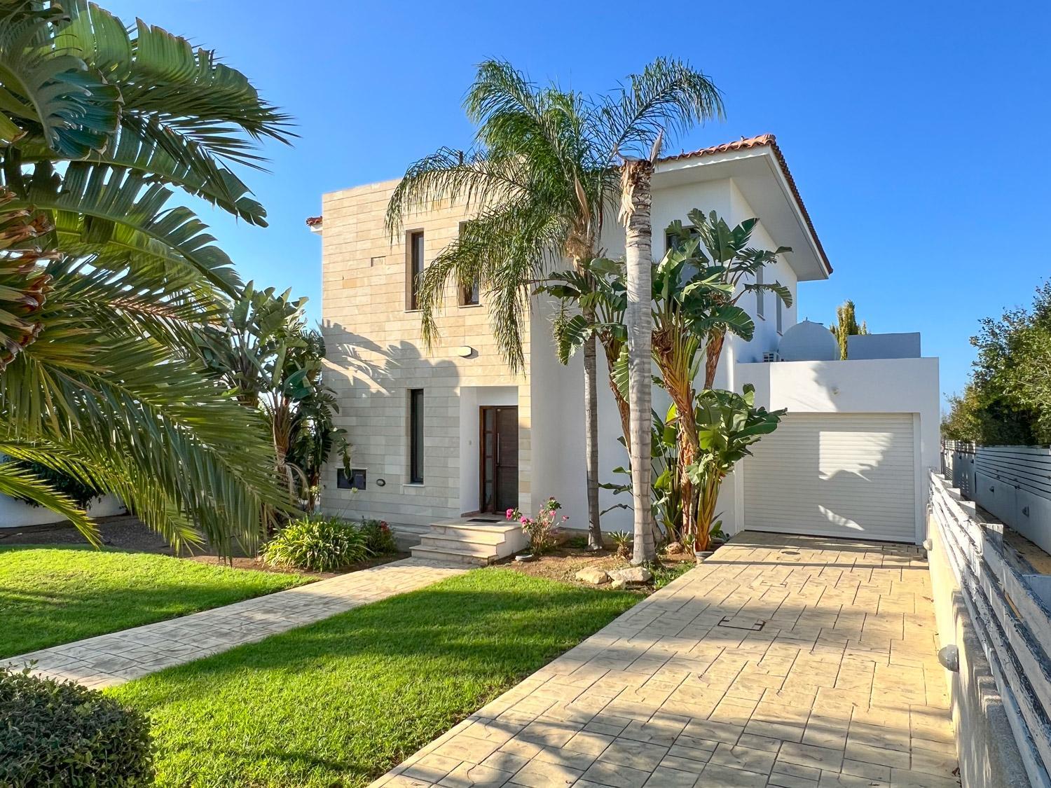 Villa Aris