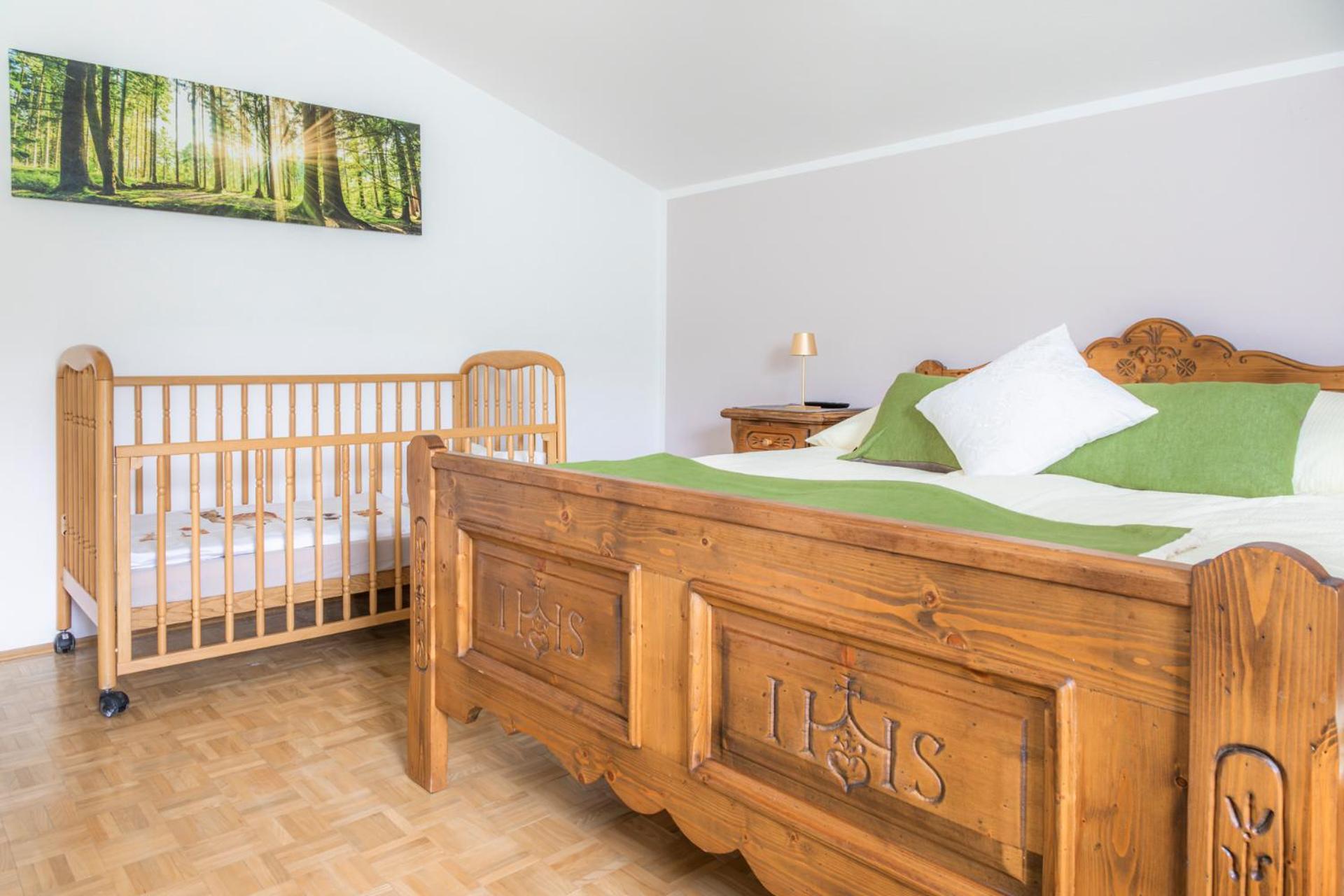 Stadtbauernhof Salzburg - Ferienwohnung - Gut Unterleithen - farm & the city