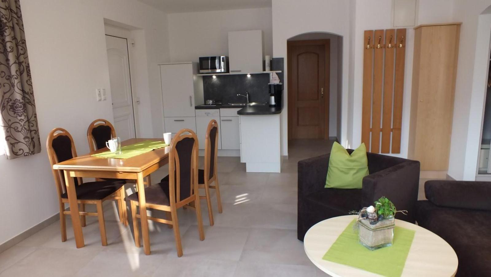 Appartements-Strandschlößl Heitzmann