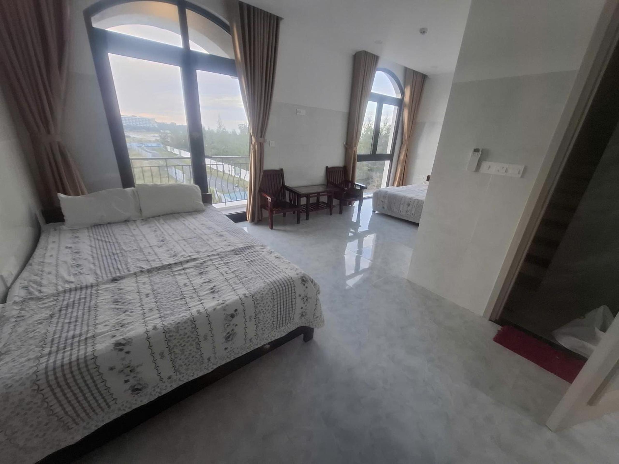 An Binh Homestay Grand World view 3