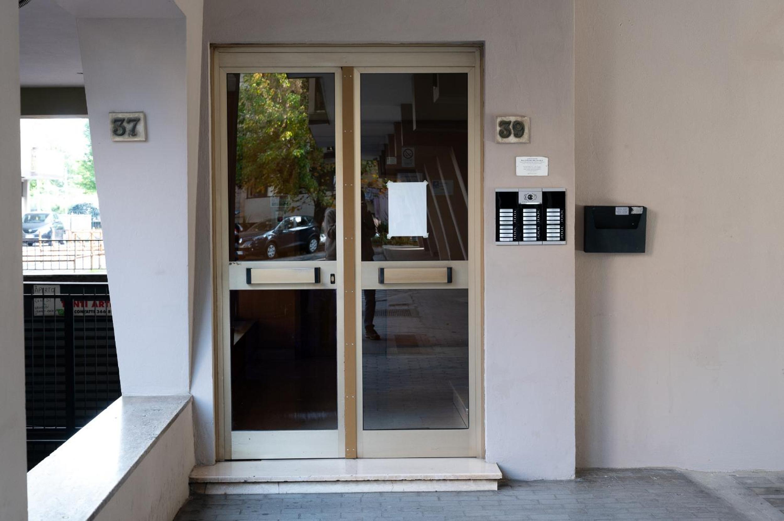 Godi Fiorenza Suite - Duomo a 15 Minuti e Aeroporto a 4 Minuti con Tramvia T2