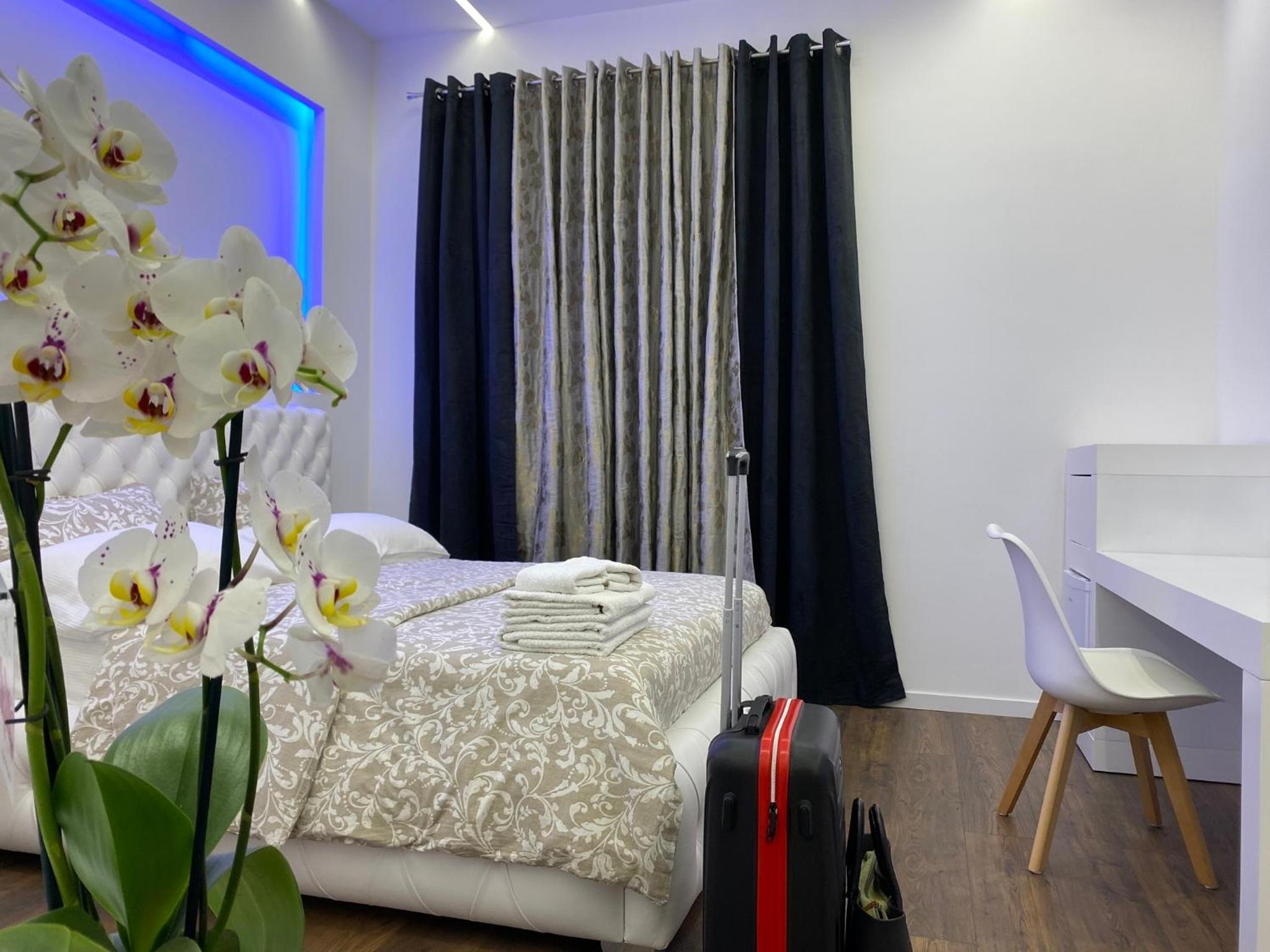 Vatican G&G Suites