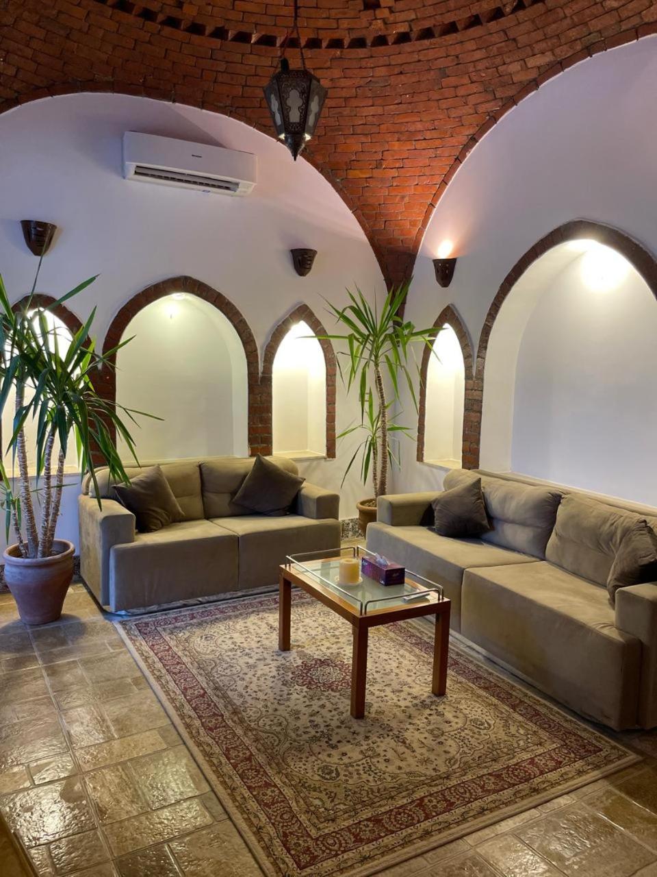 Villa Kemet