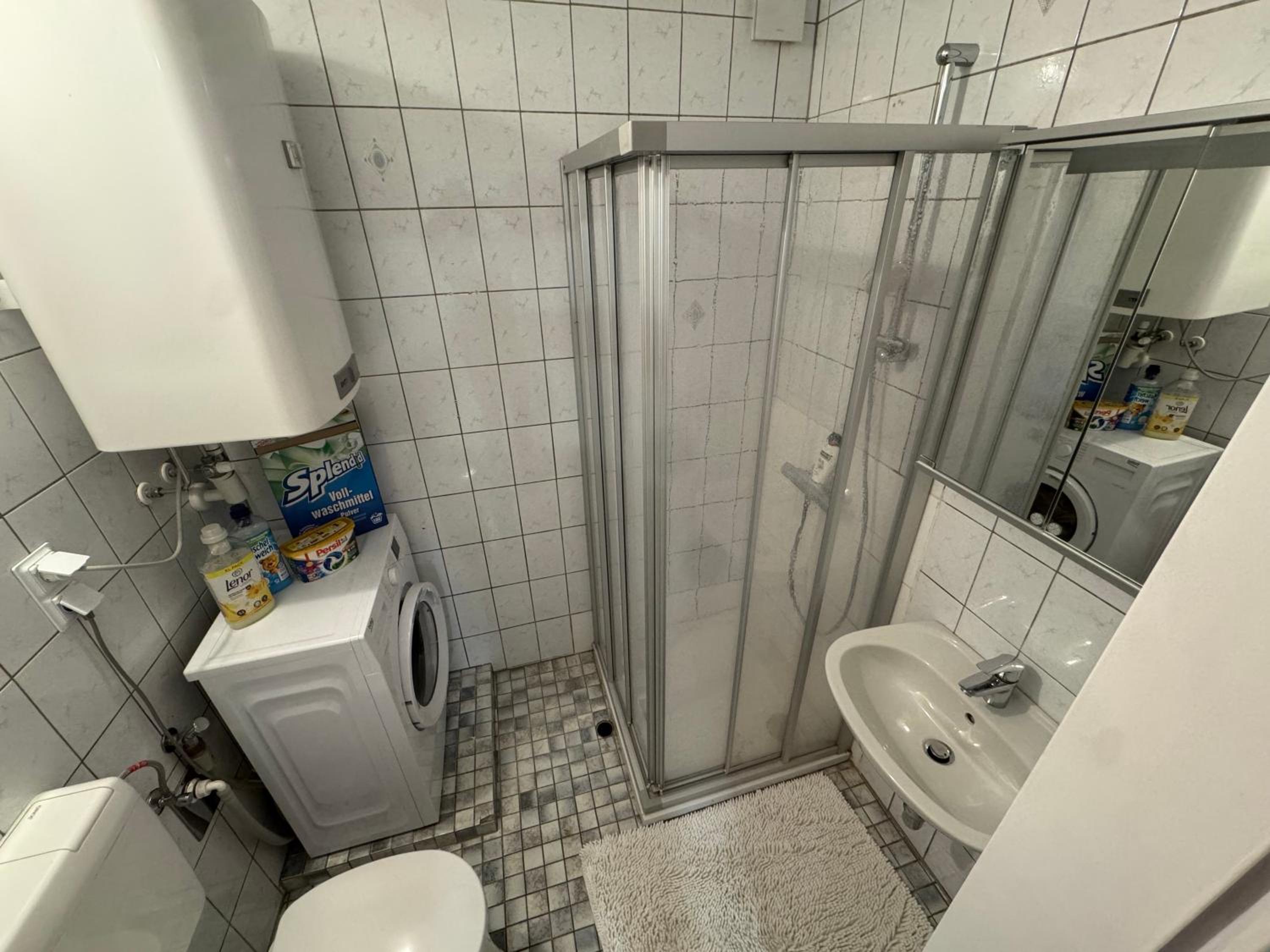 1 Schlafzimmer Apartment