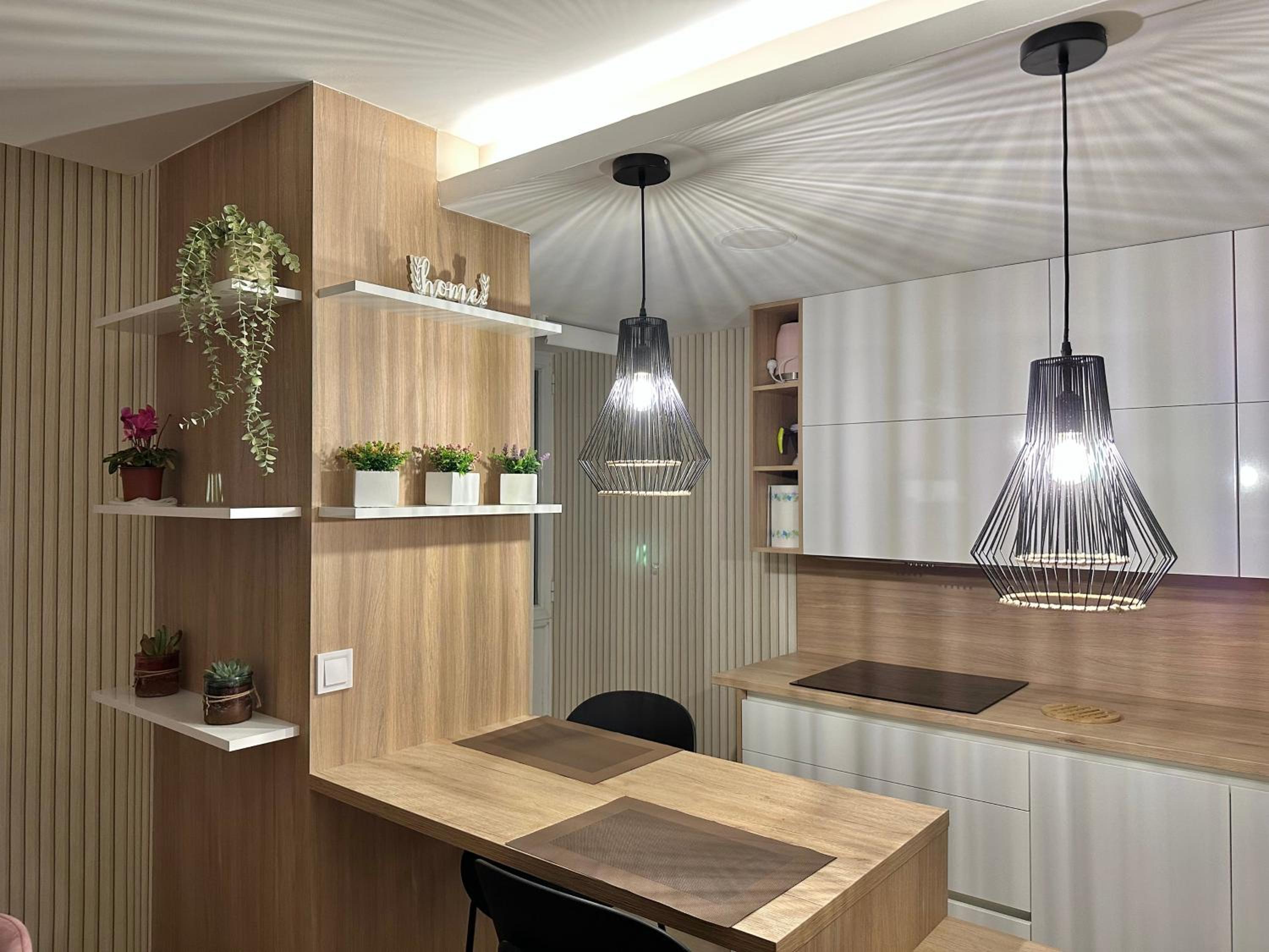 A un Paso de la Catedral