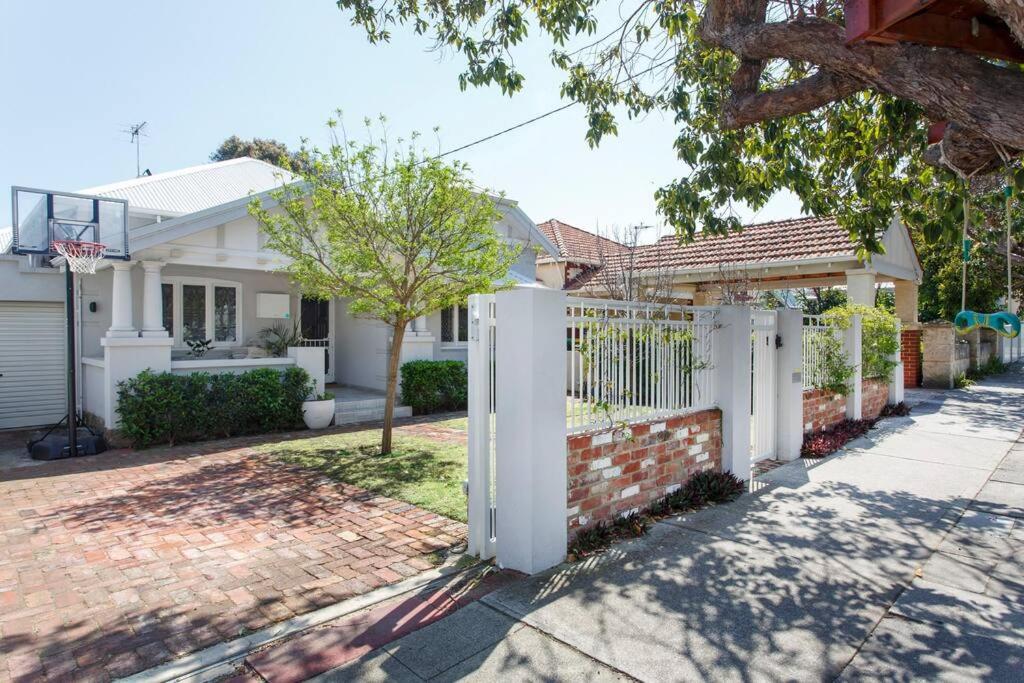 Perth's Family Retreat
