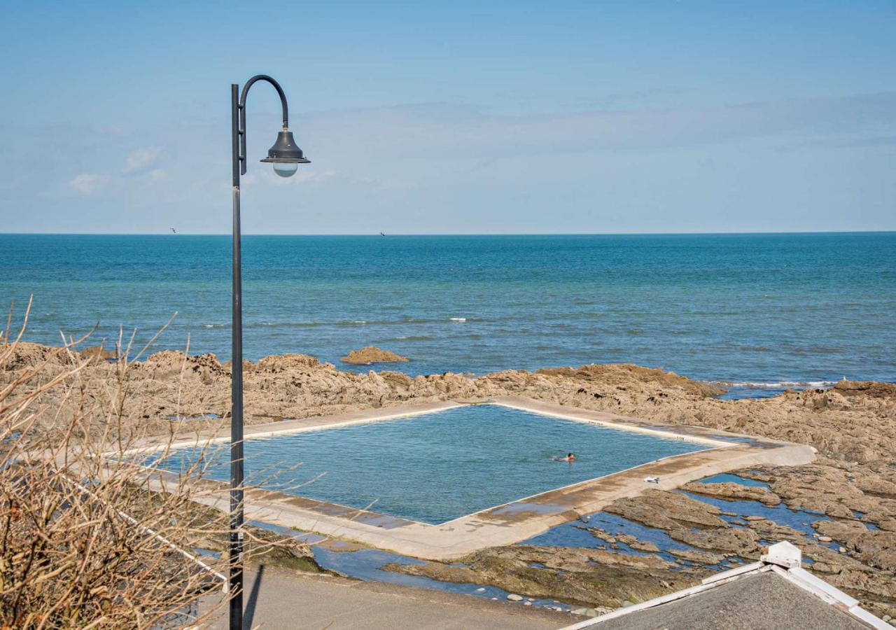 2 Bed in Westward Ho oc-w28999