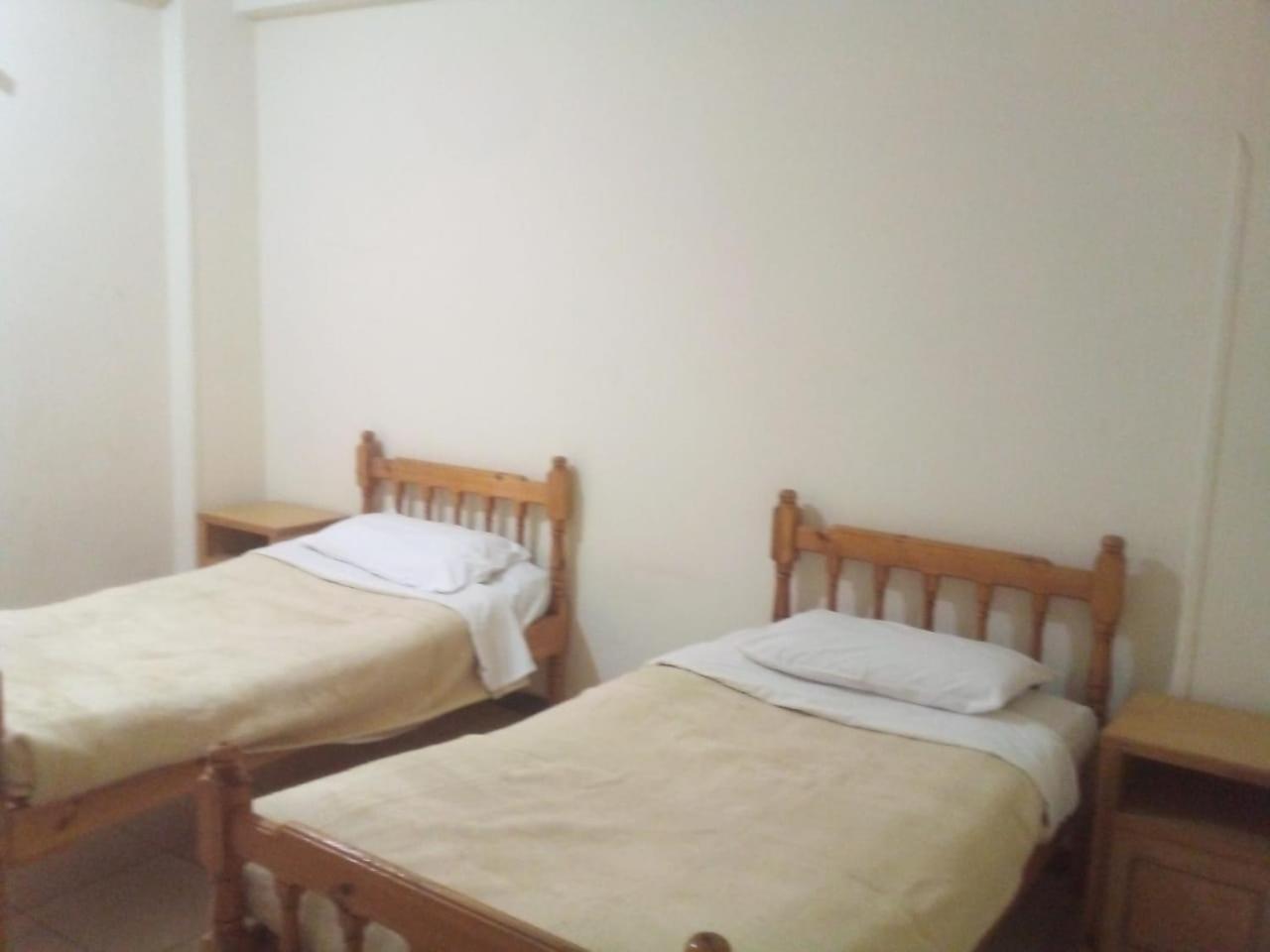 Cream Hostel