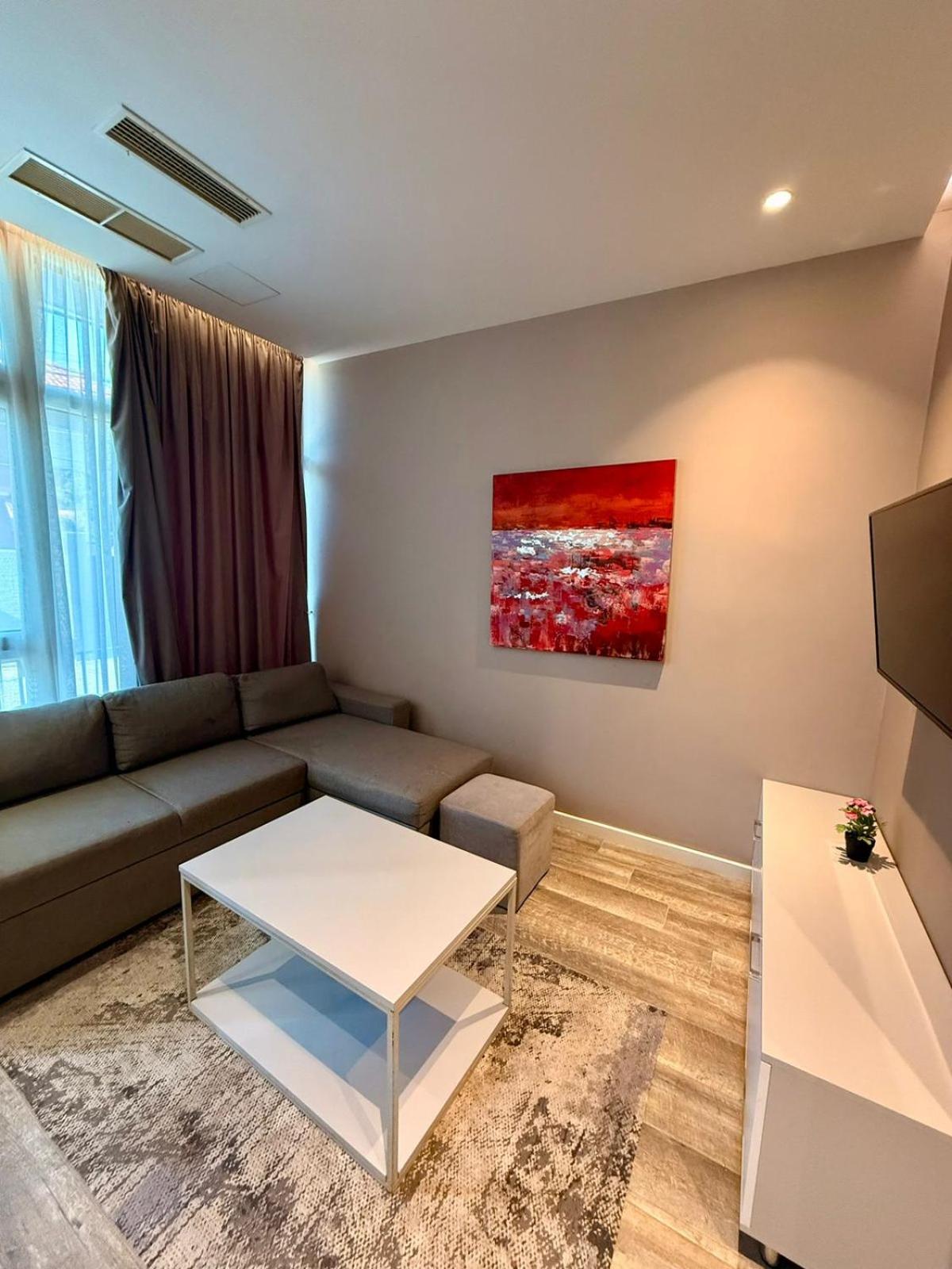 Nest&Rest Apartments