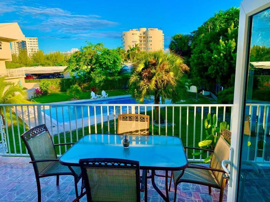 Grand Bahama Island - Freeport Vacations - 5 minutes to the beach - Property Image 1