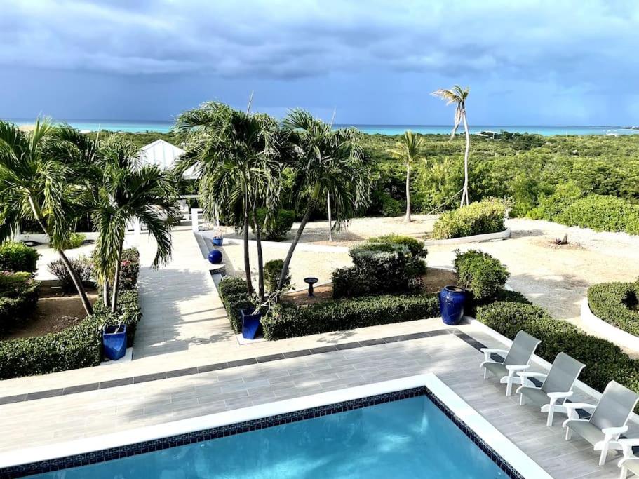 Balanciaga Villa