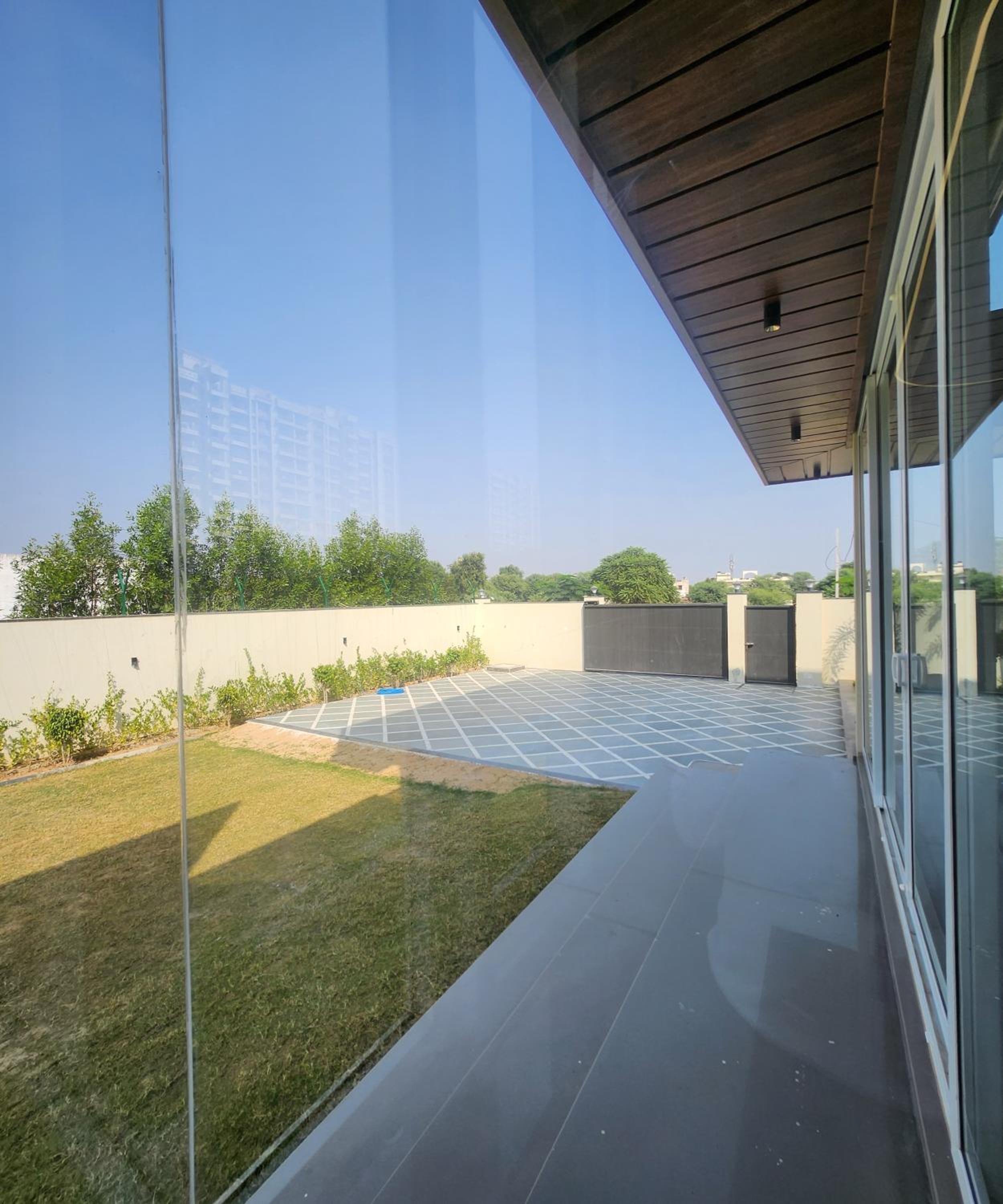 JK House view 4
