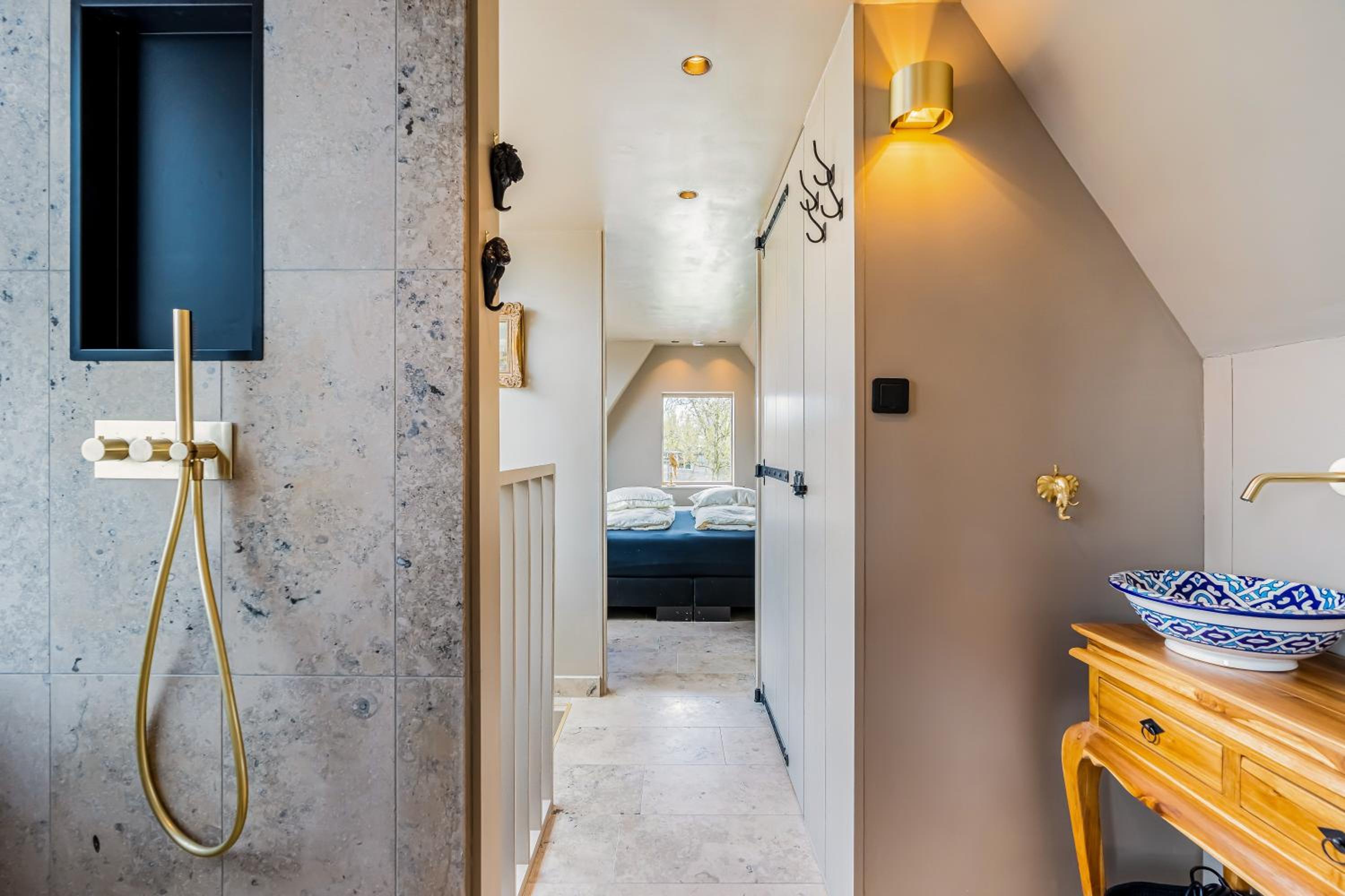 Luxury private farmhouse cottage near Amsterdam plus home cinema view 2