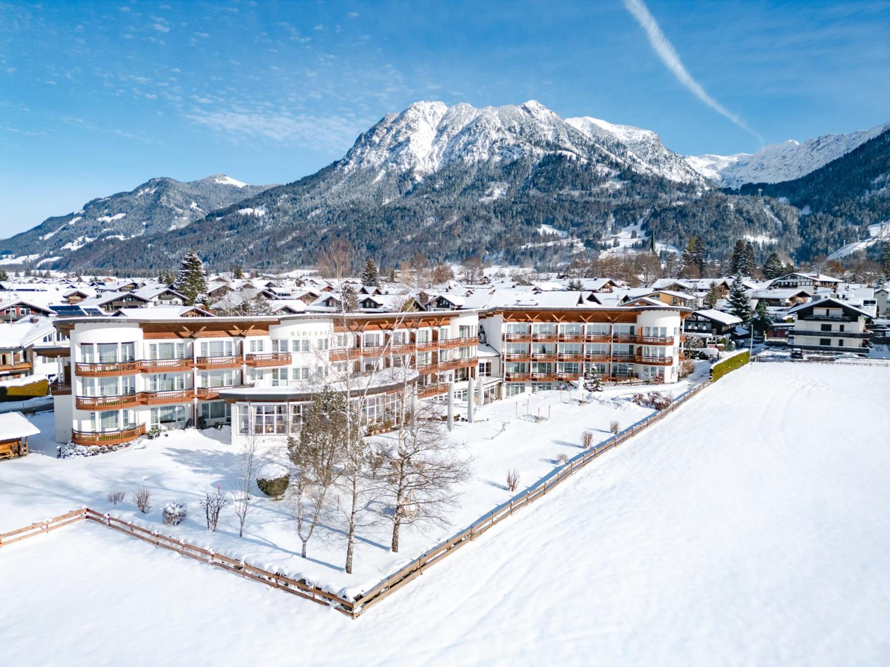 Hotel Best Western Plus Hotel Alpenhof - Image 1