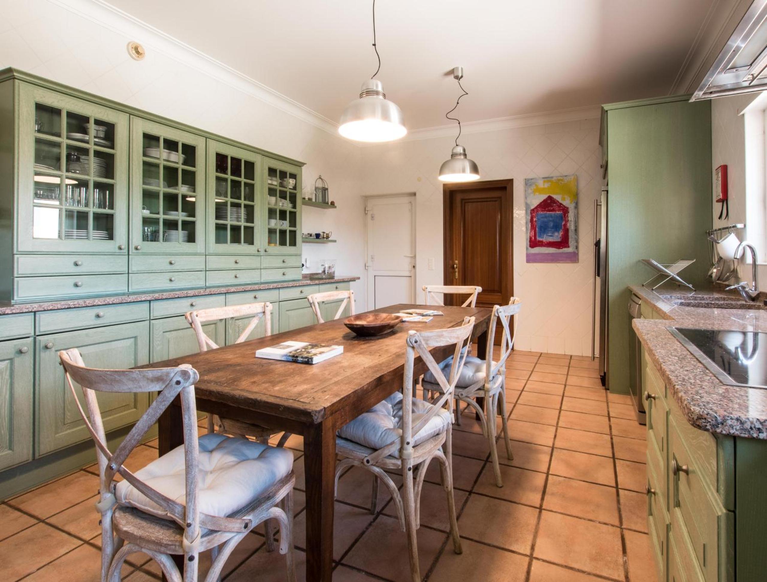 Villa Monte dos Agostos by Boaz Rentals